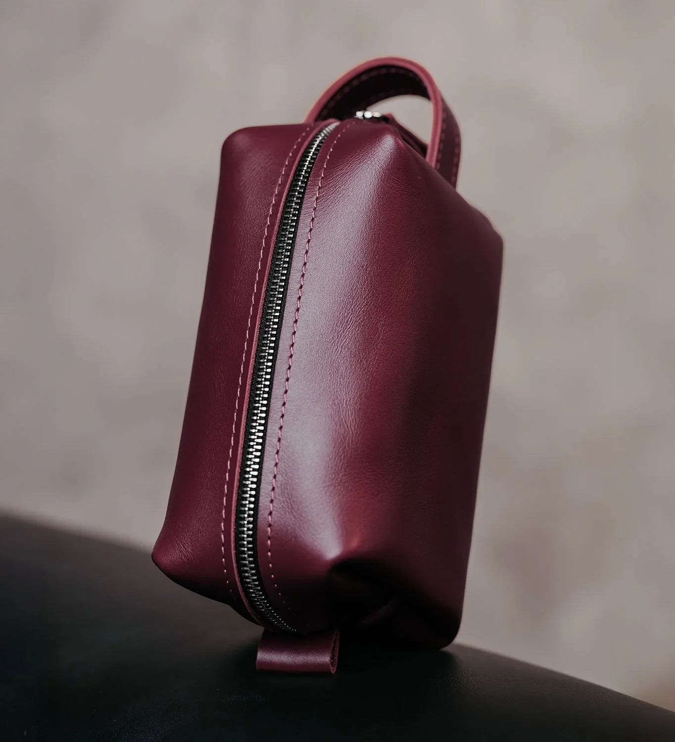 Smooth Leather Dopp Kit – Travel Toiletry Bag for Men