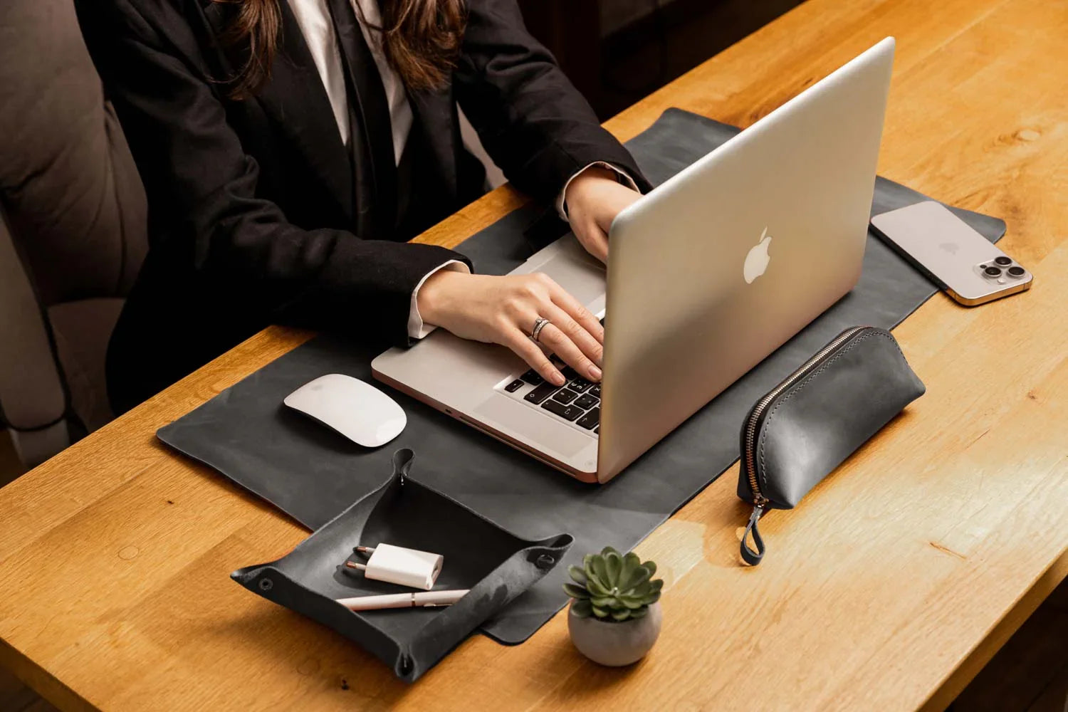 Crazy Horse Leather Desk Pad – Rustic Desk Mat for Office or Home