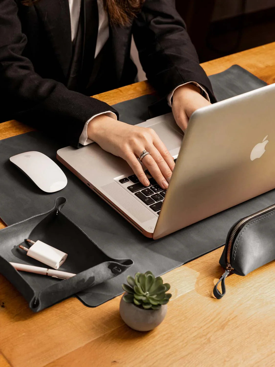 Crazy Horse Leather Desk Pad – Rustic Desk Mat for Office or Home