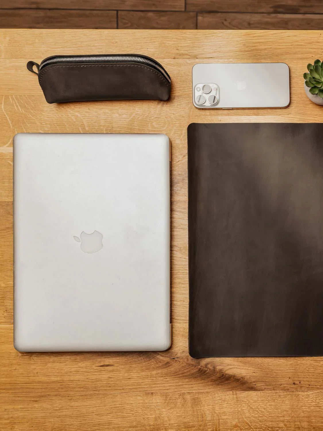 Crazy Horse Leather Desk Pad – Rustic Desk Mat for Office or Home