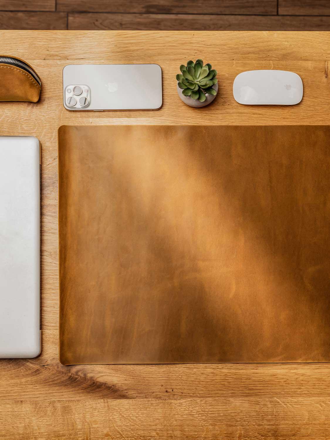 Crazy Horse Leather Desk Pad – Rustic Desk Mat for Office or Home