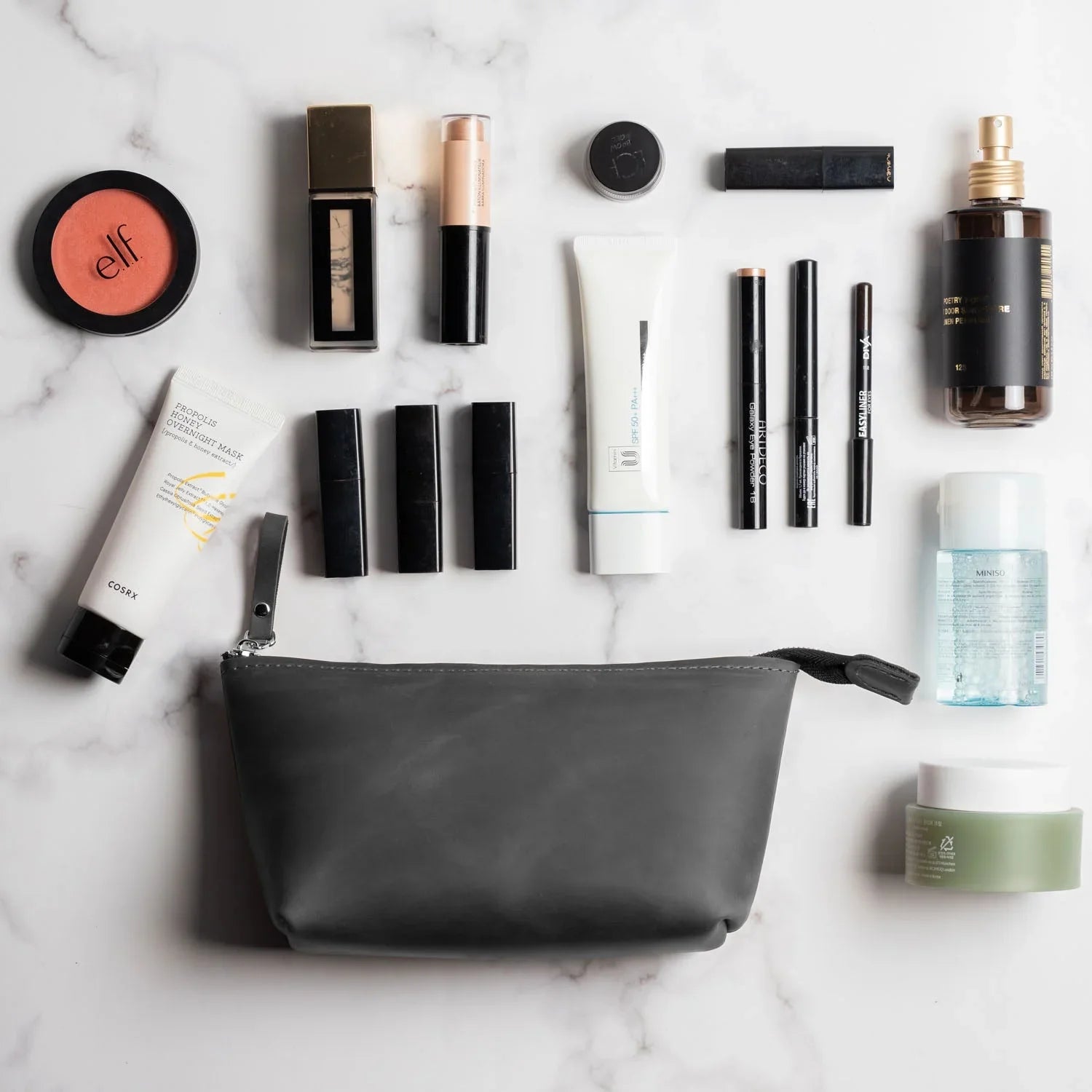 Leather Cosmetic Travel Bag – Matte Waxed Finish | Allure