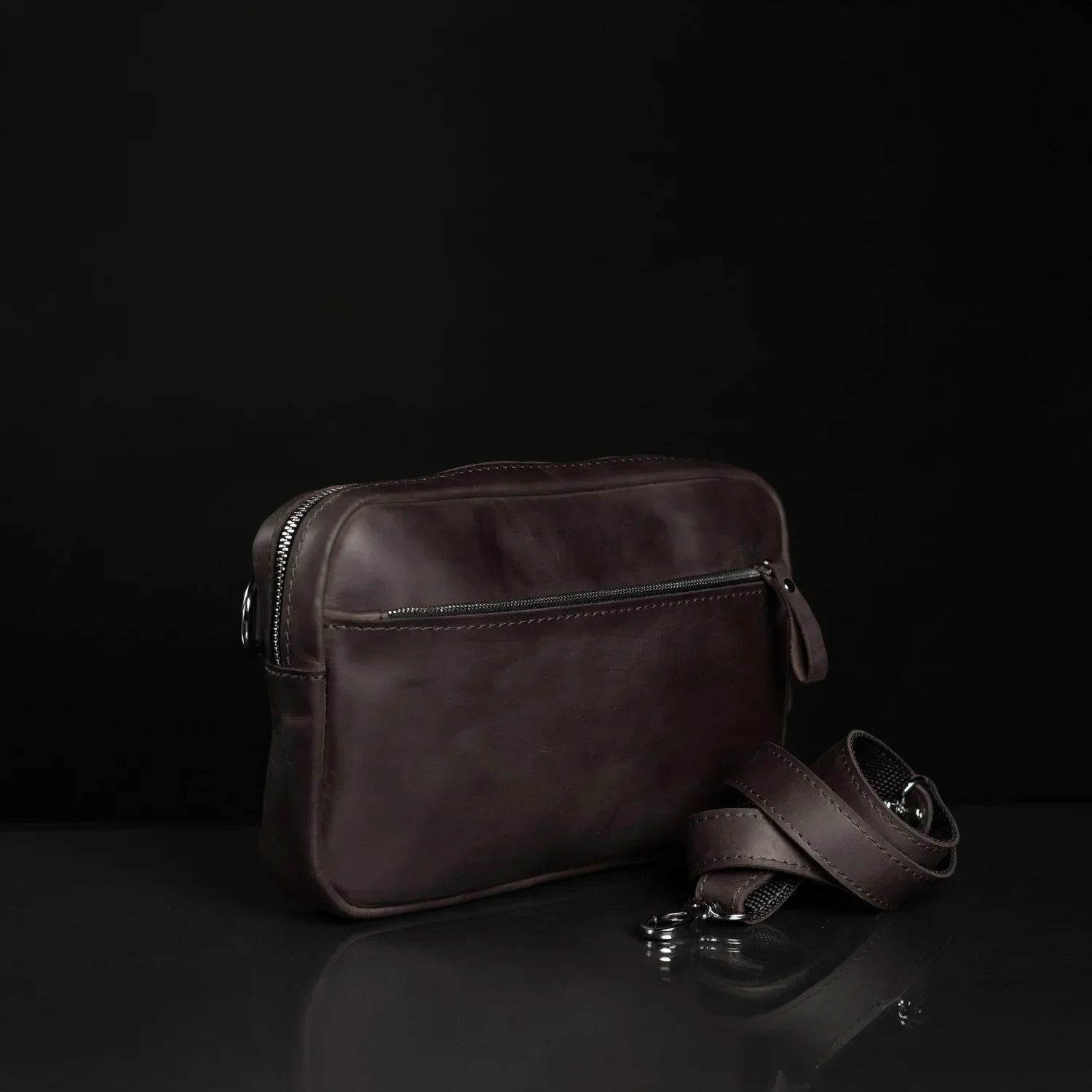 Zippered Leather Crossbody Bag for Men and Women | Orson