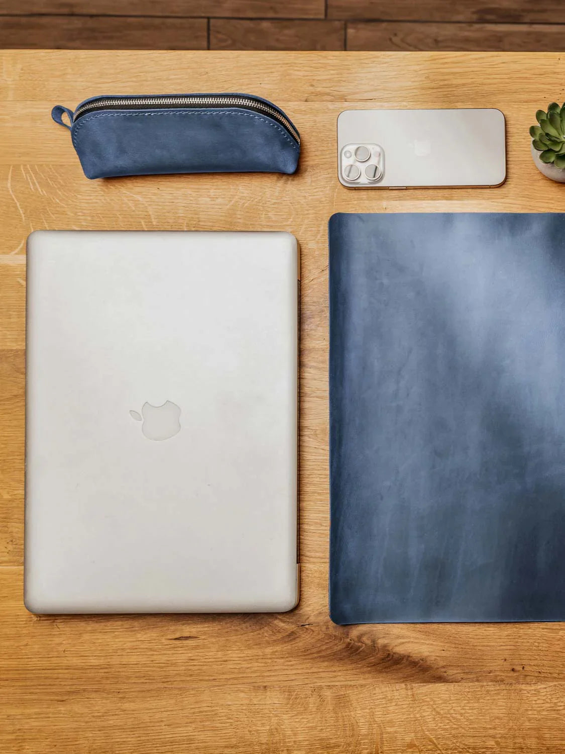 Crazy Horse Leather Desk Pad – Rustic Desk Mat for Office or Home