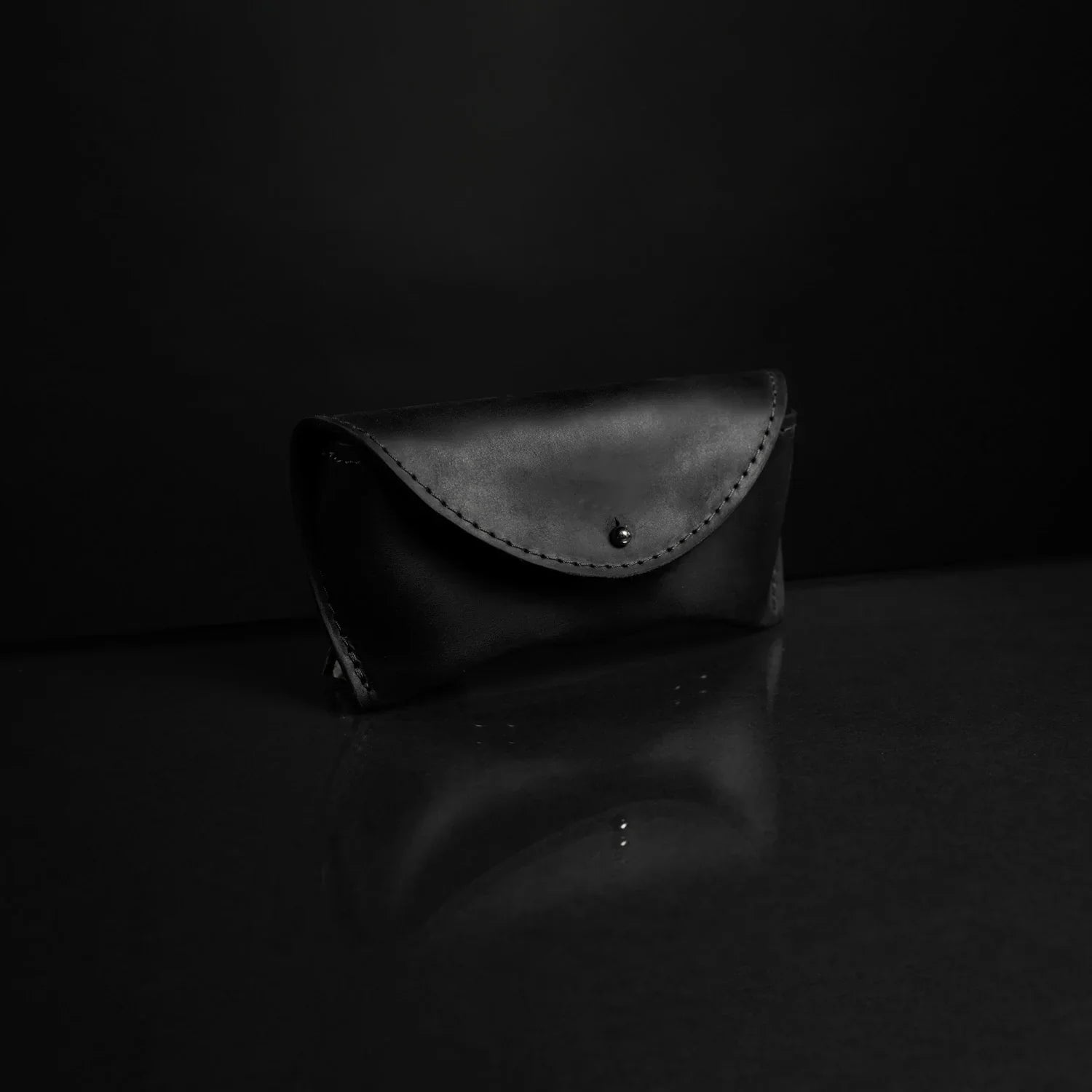 Handmade Waxed Matte Leather Case for Sunglasses