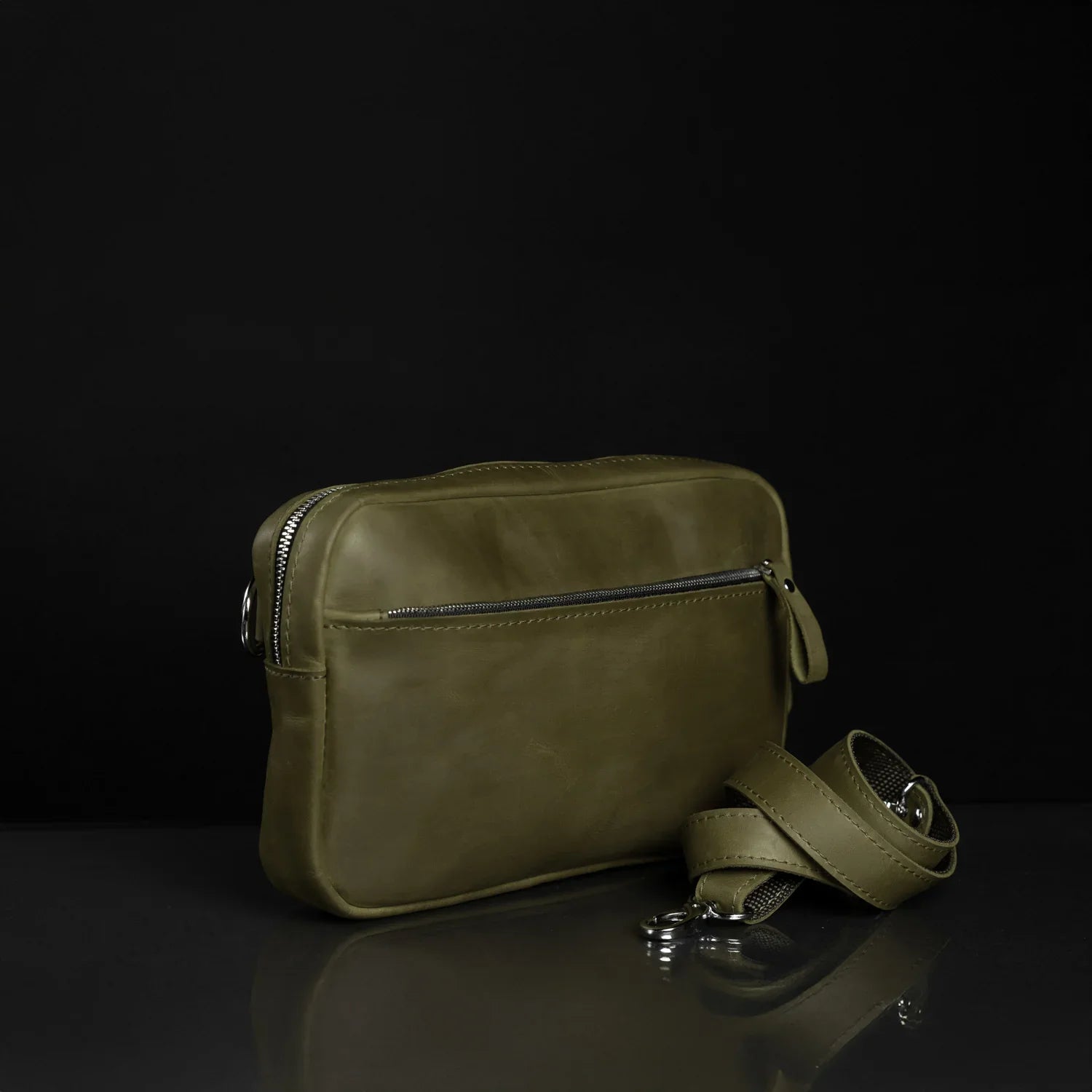Zippered Leather Crossbody Bag for Men and Women | Orson