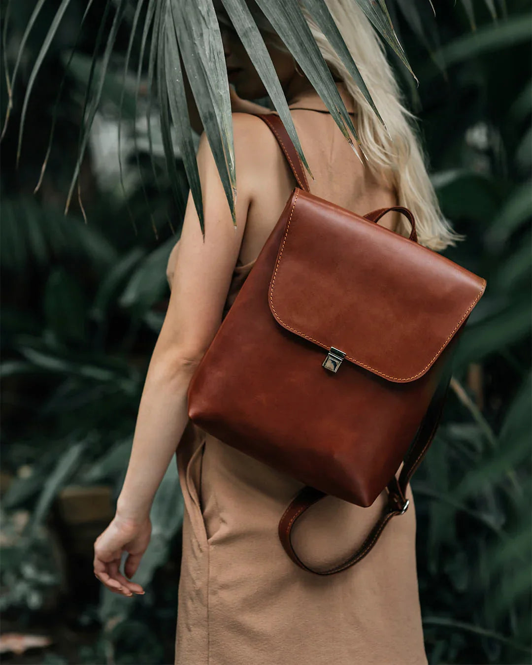 Women's Leather Backpack with Flap Closure – Everyday Style & Comfort | Ember