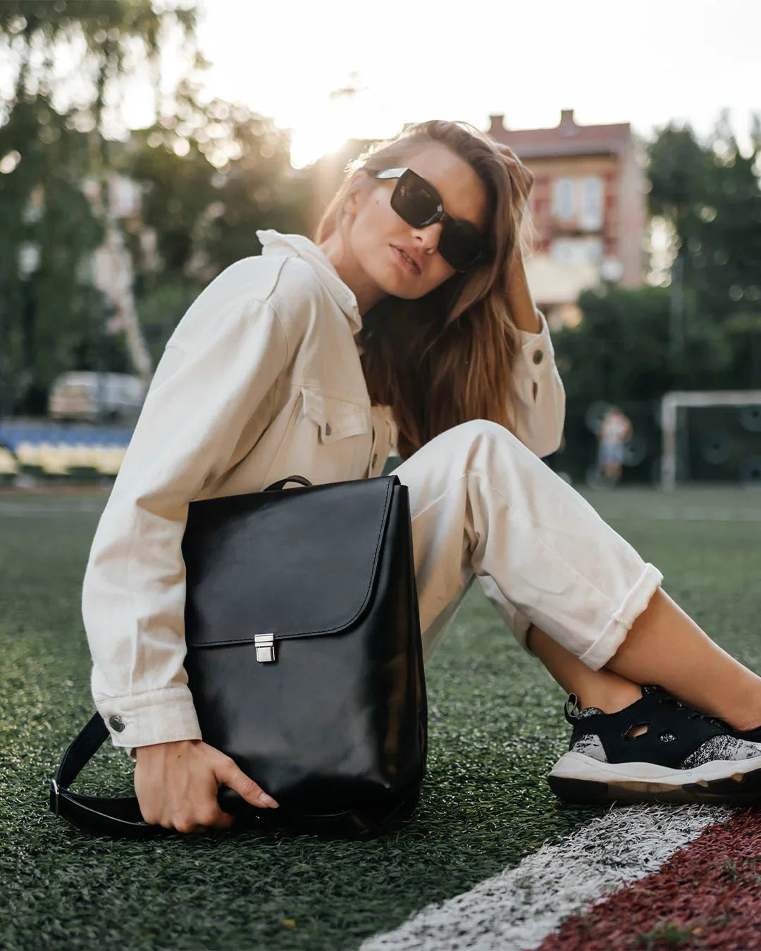 Women's Leather Backpack with Flap Closure – Everyday Style & Comfort | Ember