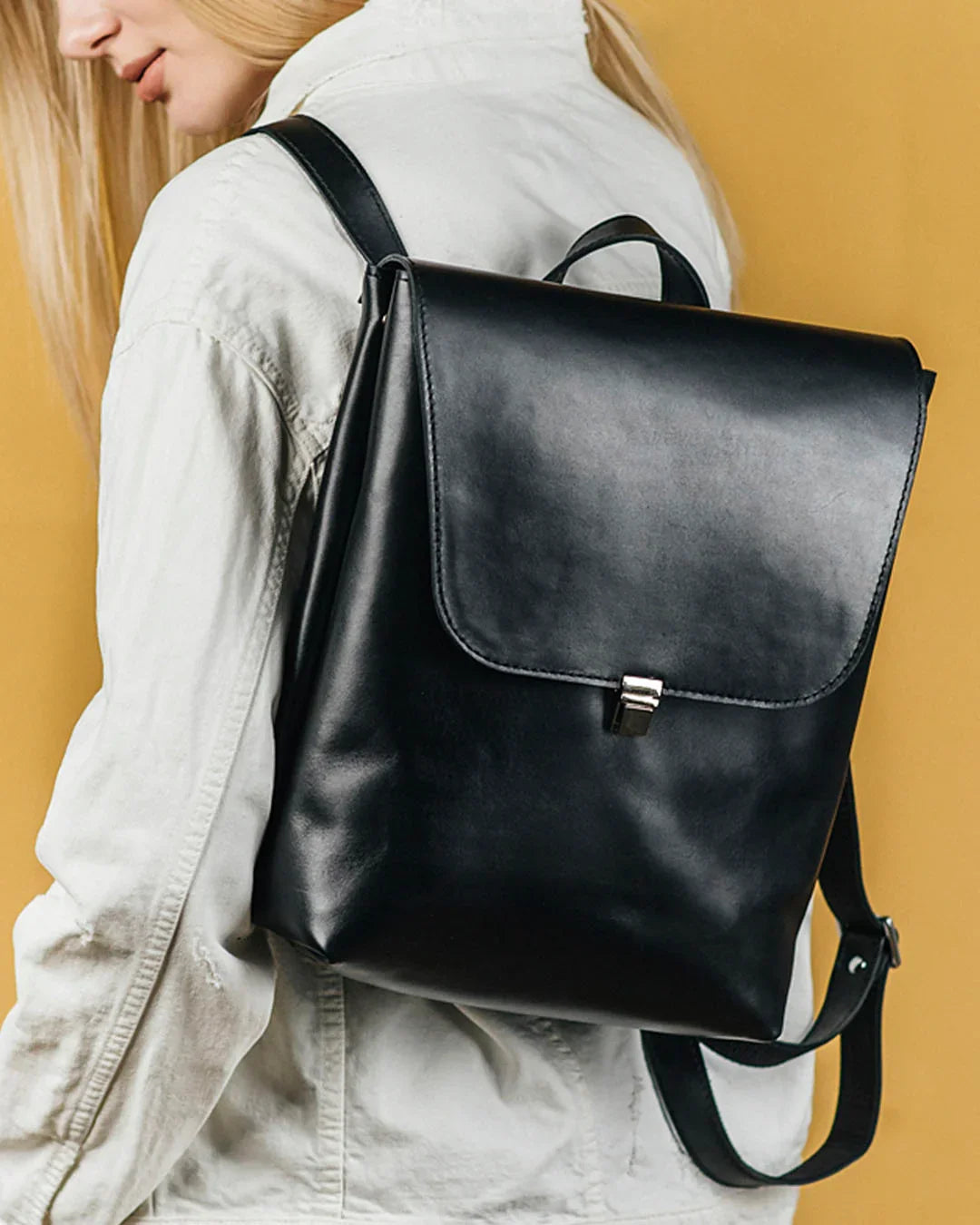 Women's Leather Backpack with Flap Closure – Everyday Style & Comfort | Ember