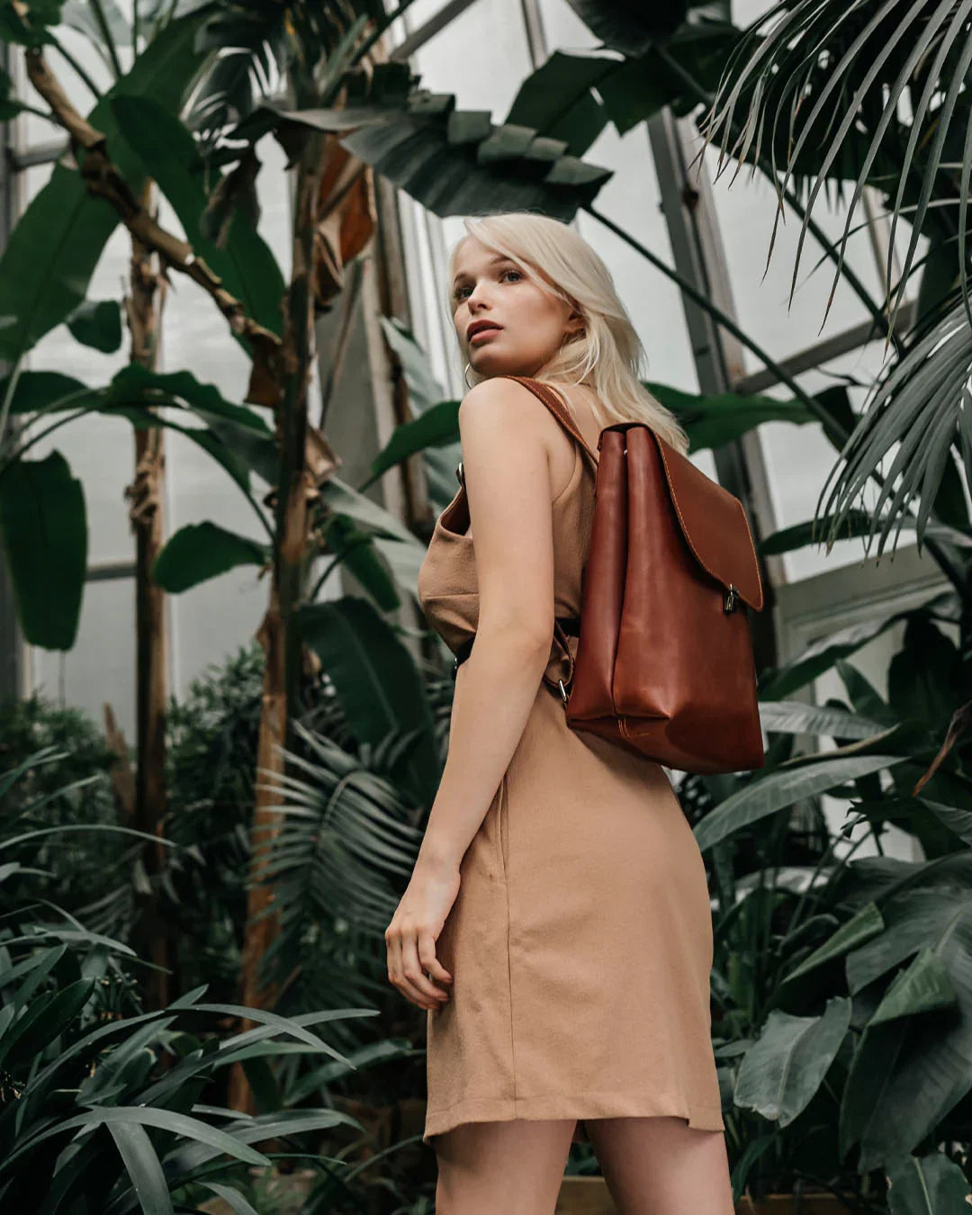 Women's Leather Backpack with Flap Closure – Everyday Style & Comfort | Ember
