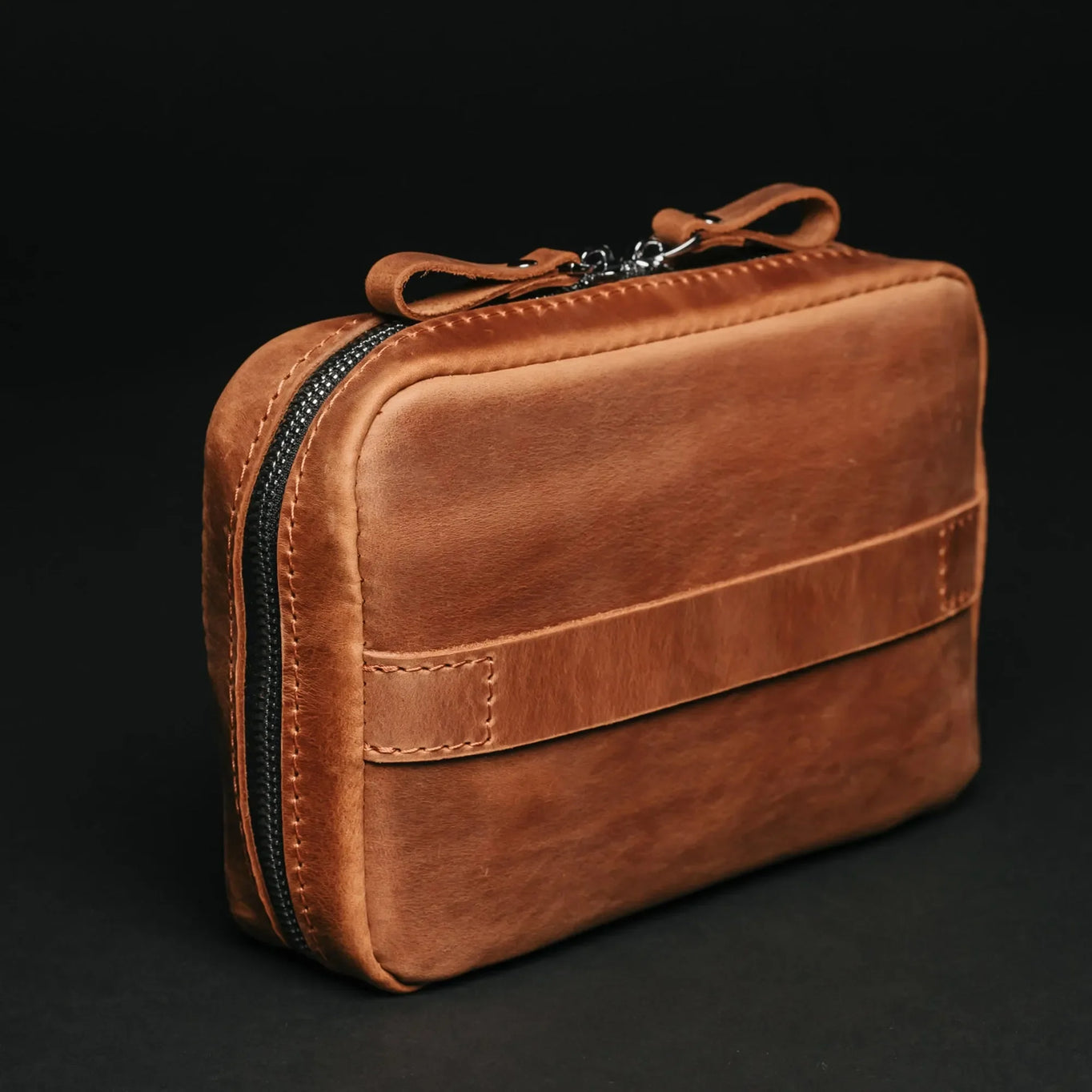 Leather Organizer for Cables & Tech | Cognac - Wenderfarer