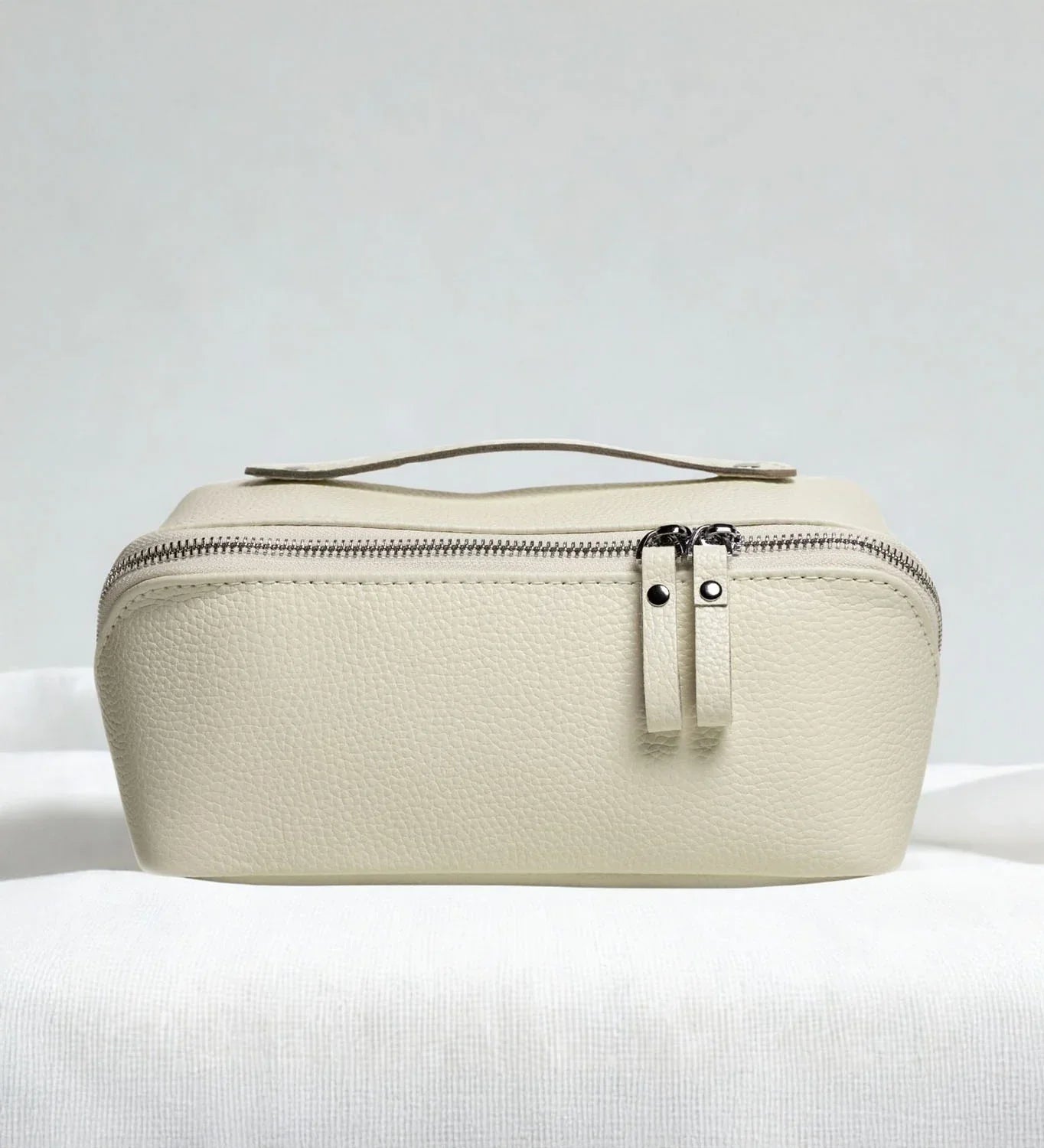 Full Grain Leather Cosmetic Bag β Travel Makeup Organizer | BeautyBox