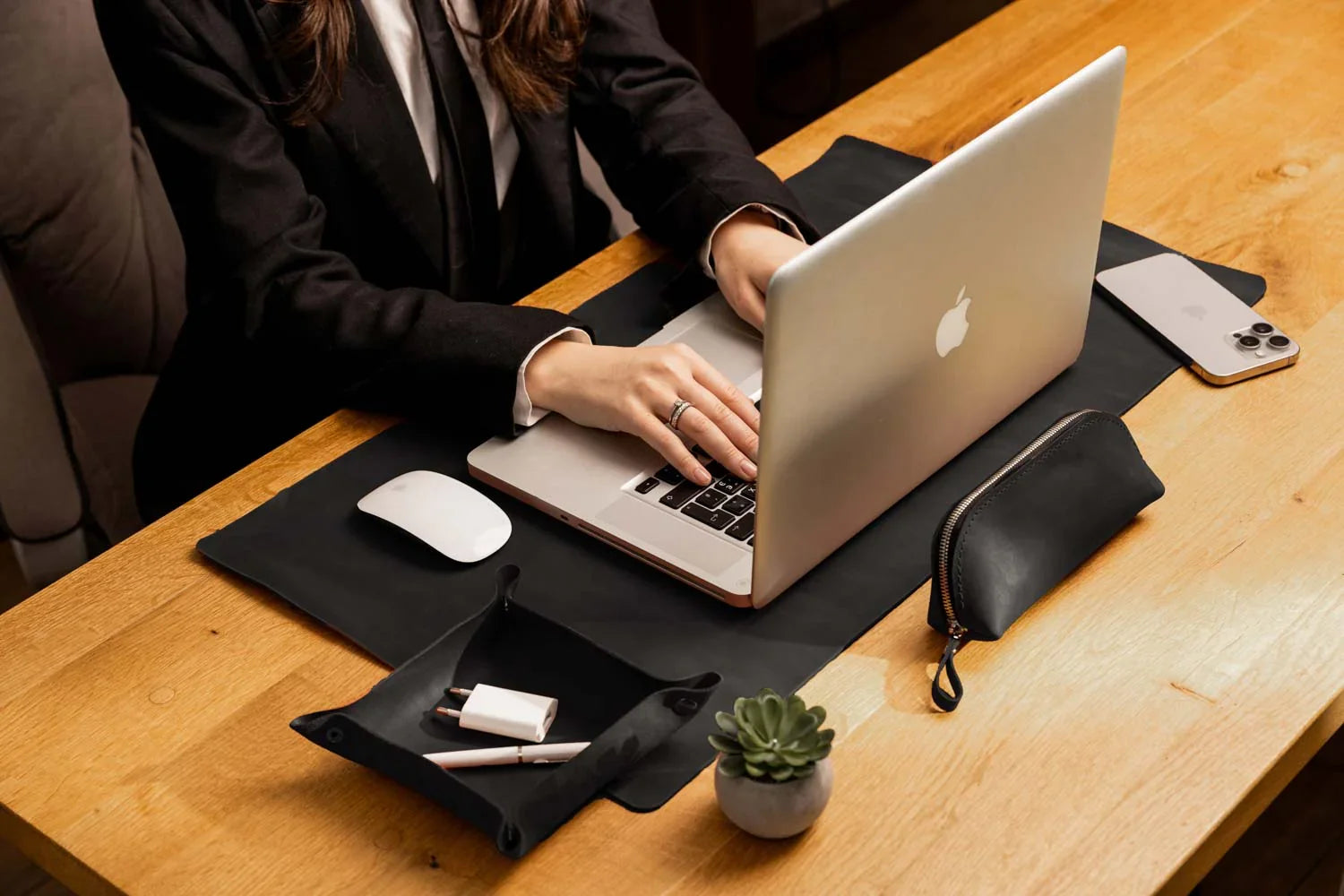 Crazy Horse Leather Desk Pad – Rustic Desk Mat for Office or Home