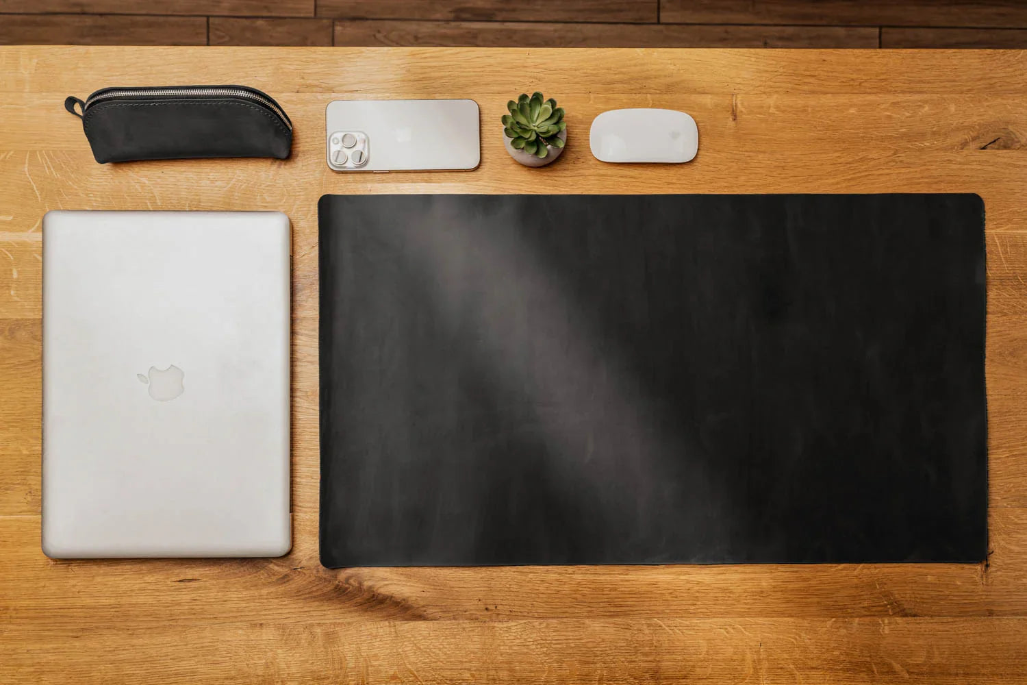 Crazy Horse Leather Desk Pad – Rustic Desk Mat for Office or Home