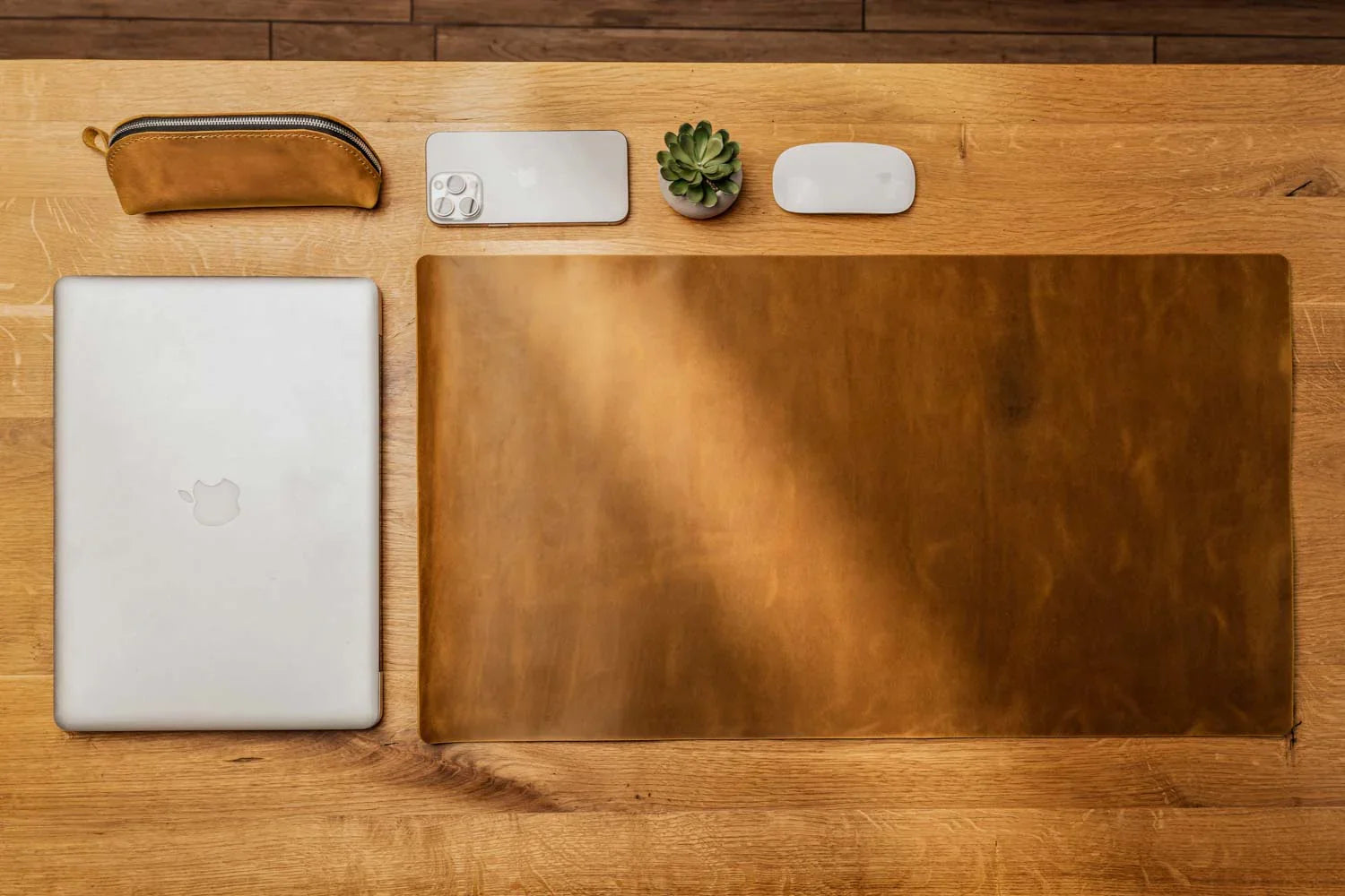 Crazy Horse Leather Desk Pad – Rustic Desk Mat for Office or Home