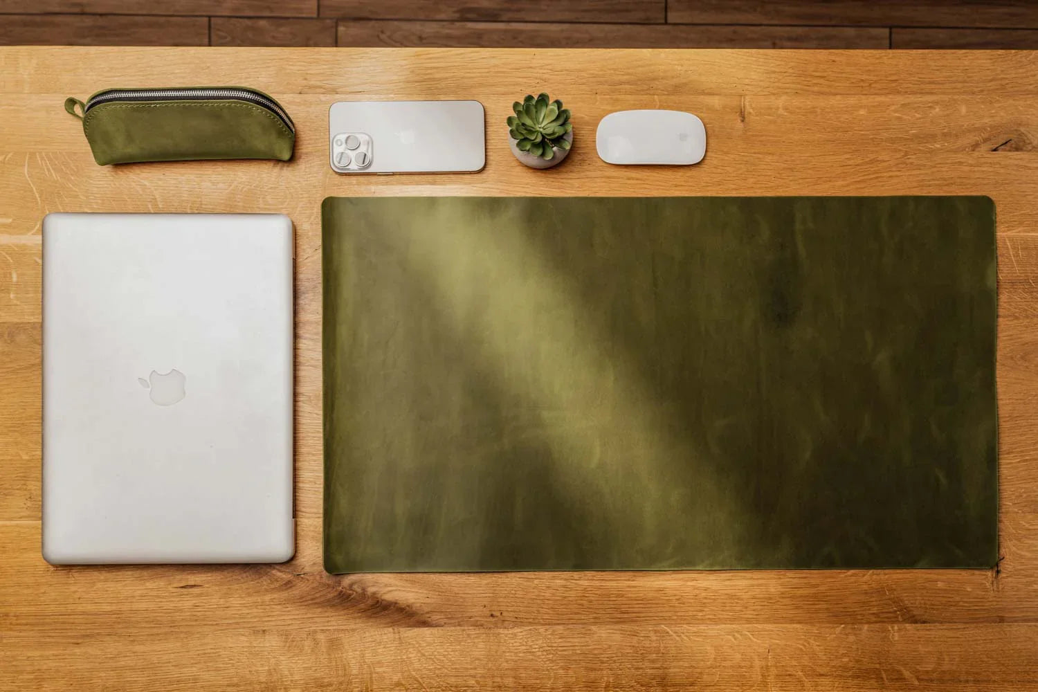 Crazy Horse Leather Desk Pad – Rustic Desk Mat for Office or Home