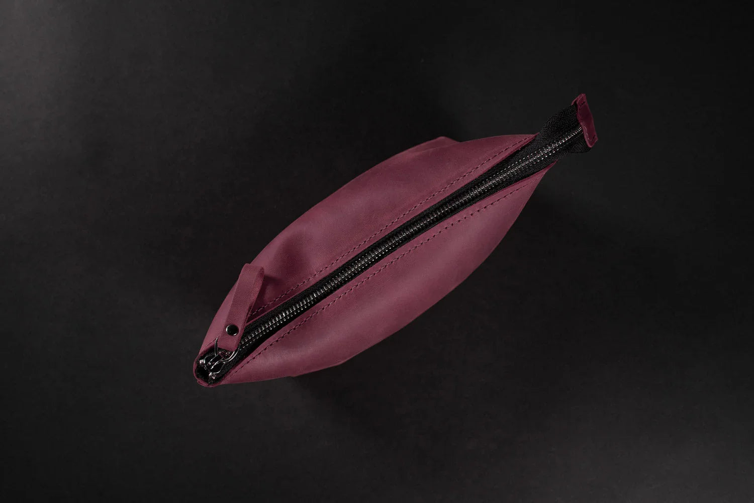 Leather Cosmetic Travel Bag – Matte Waxed Finish | Allure