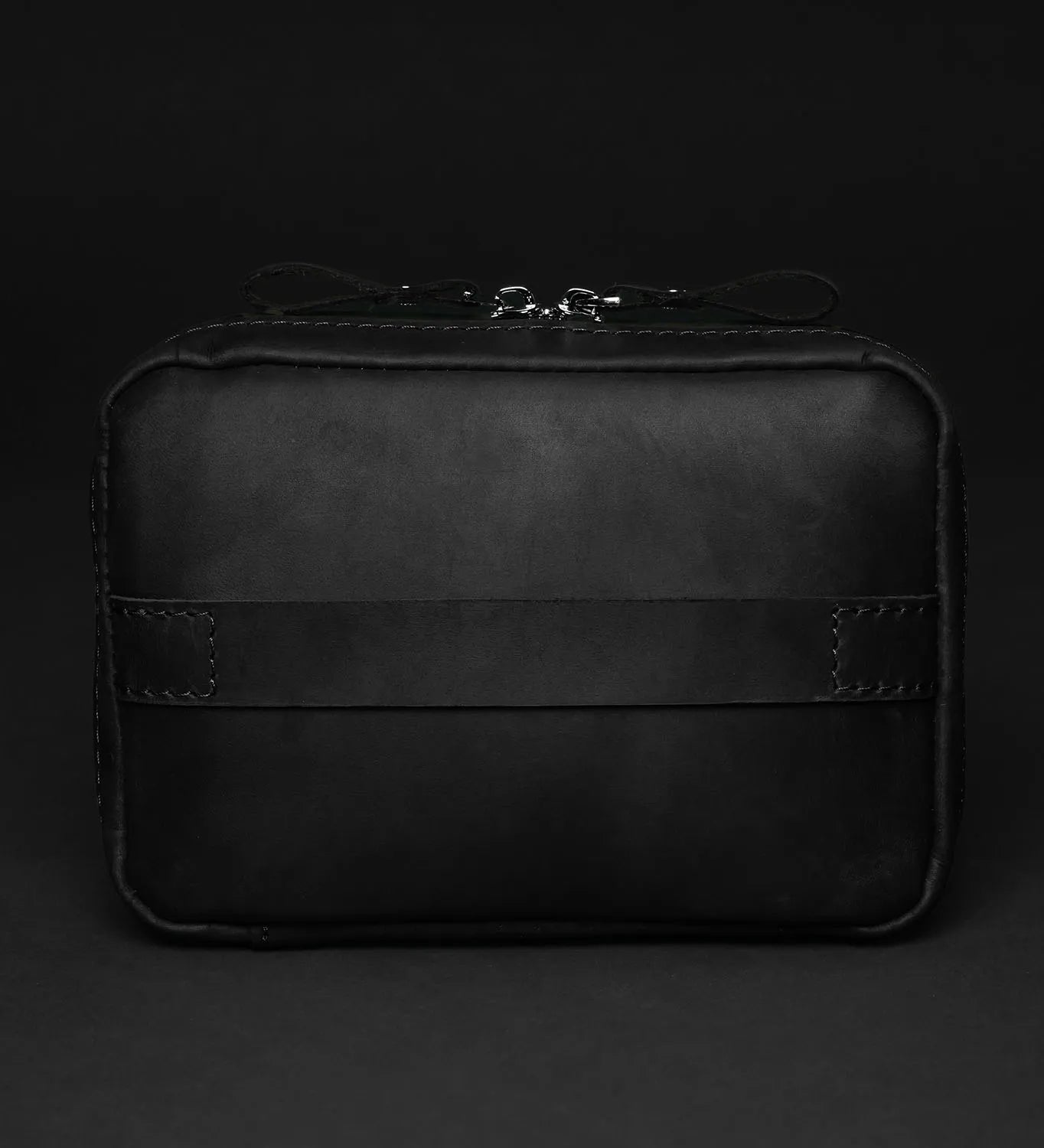 Distressed Leather Tech Organizer with Zipper | Tech & Cable Case