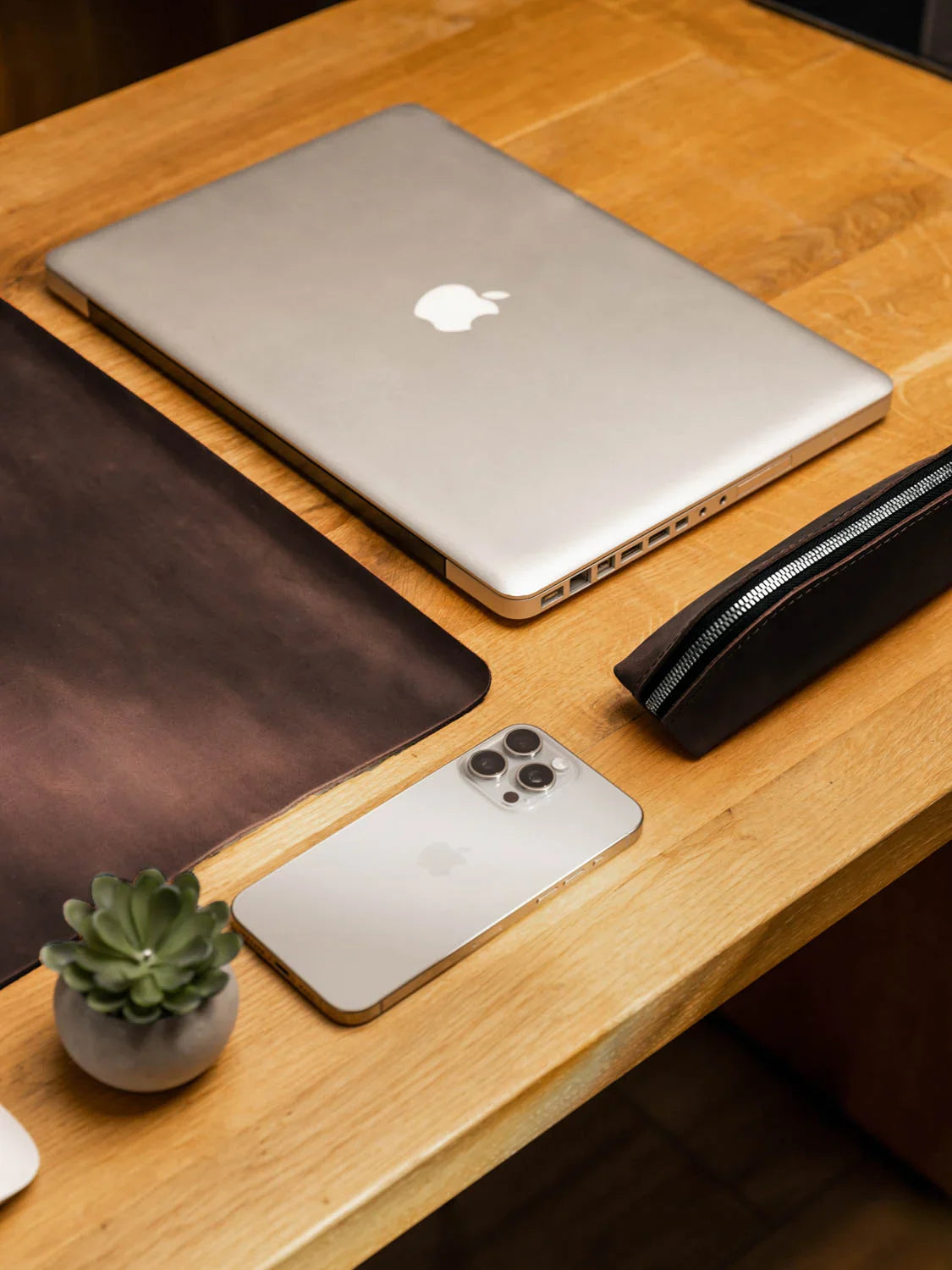 Crazy Horse Leather Desk Pad – Rustic Desk Mat for Office or Home