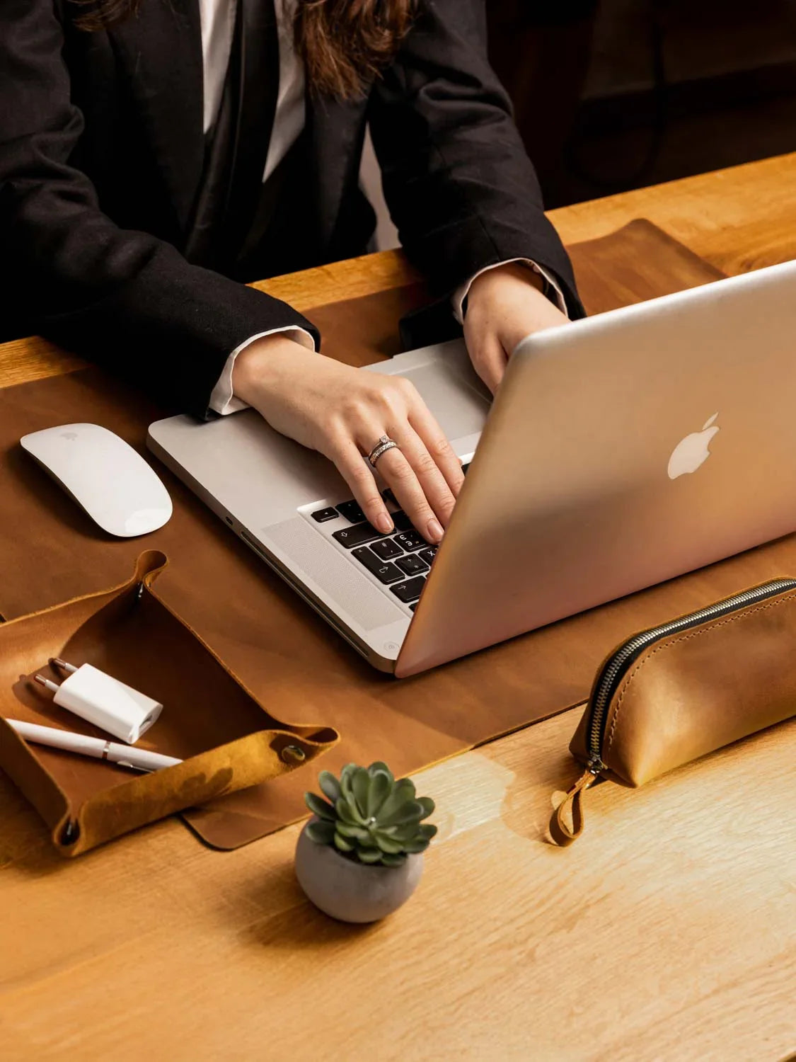 Crazy Horse Leather Desk Pad – Rustic Desk Mat for Office or Home
