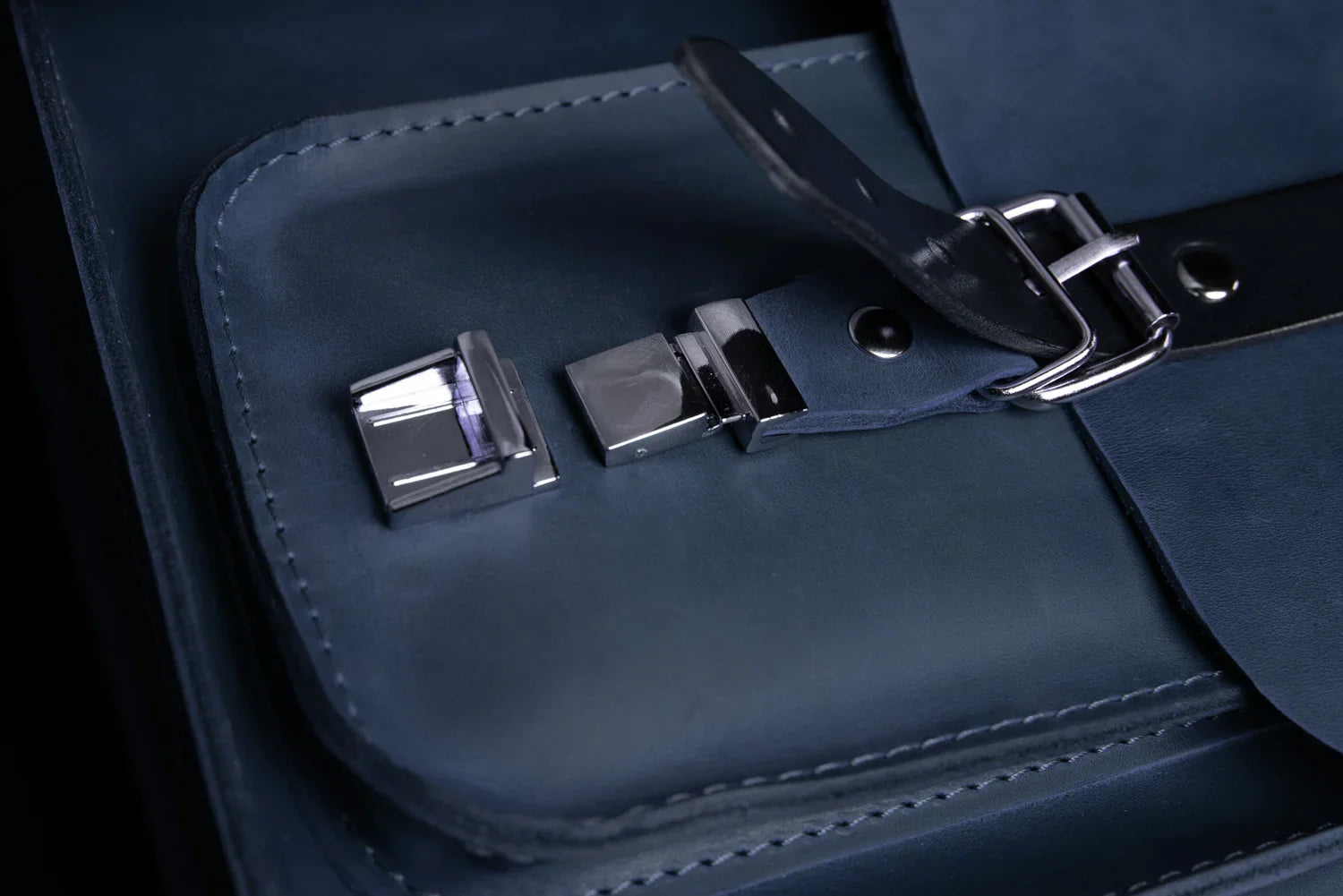 Waxed Matte Leather Satchel Bag | Barrister