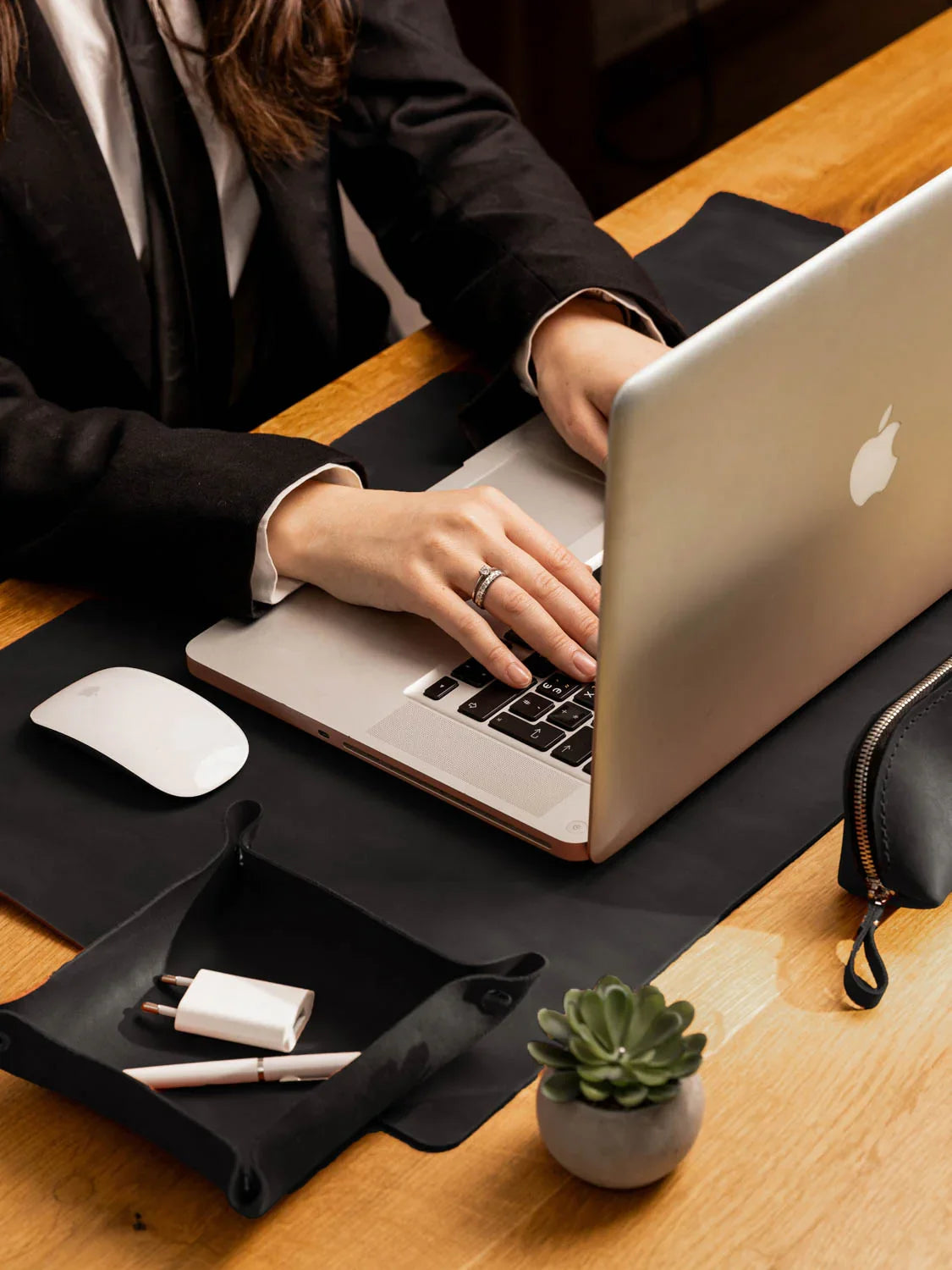 Crazy Horse Leather Desk Pad – Rustic Desk Mat for Office or Home
