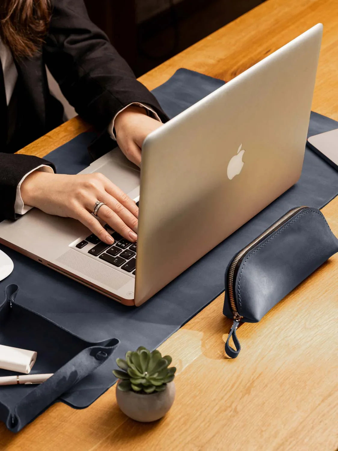 Crazy Horse Leather Desk Pad – Rustic Desk Mat for Office or Home