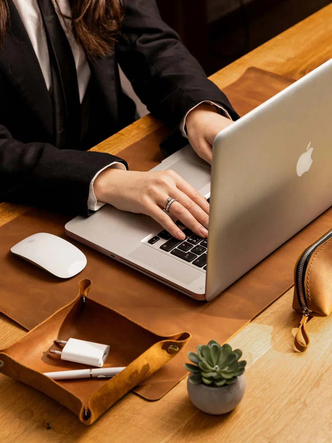 Crazy Horse Leather Desk Pad – Rustic Desk Mat for Office or Home