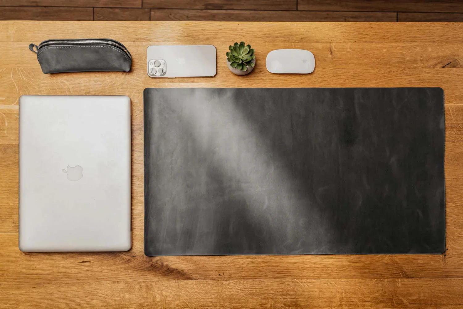 Crazy Horse Leather Desk Pad – Rustic Desk Mat for Office or Home