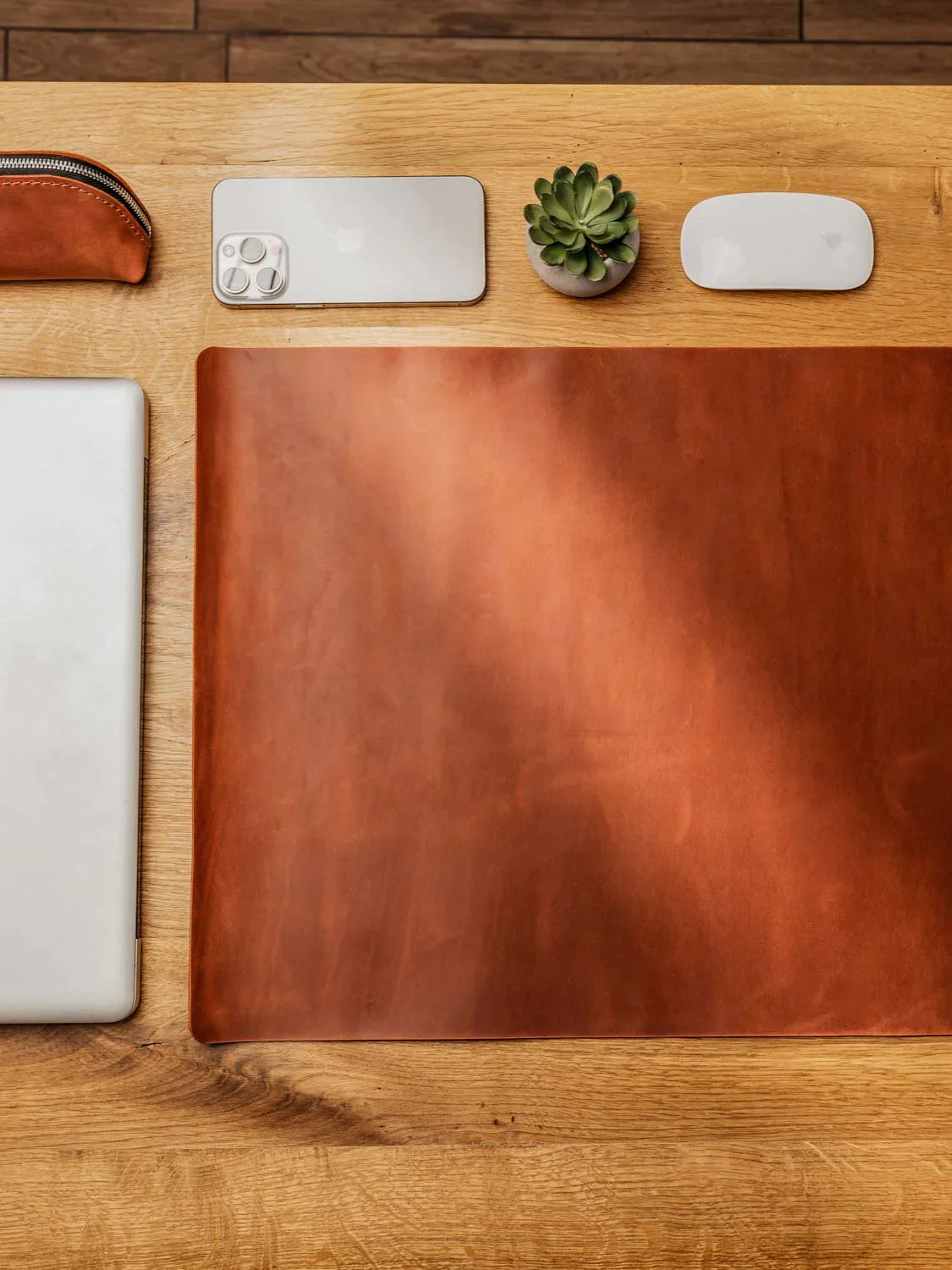Crazy Horse Leather Desk Pad – Rustic Desk Mat for Office or Home