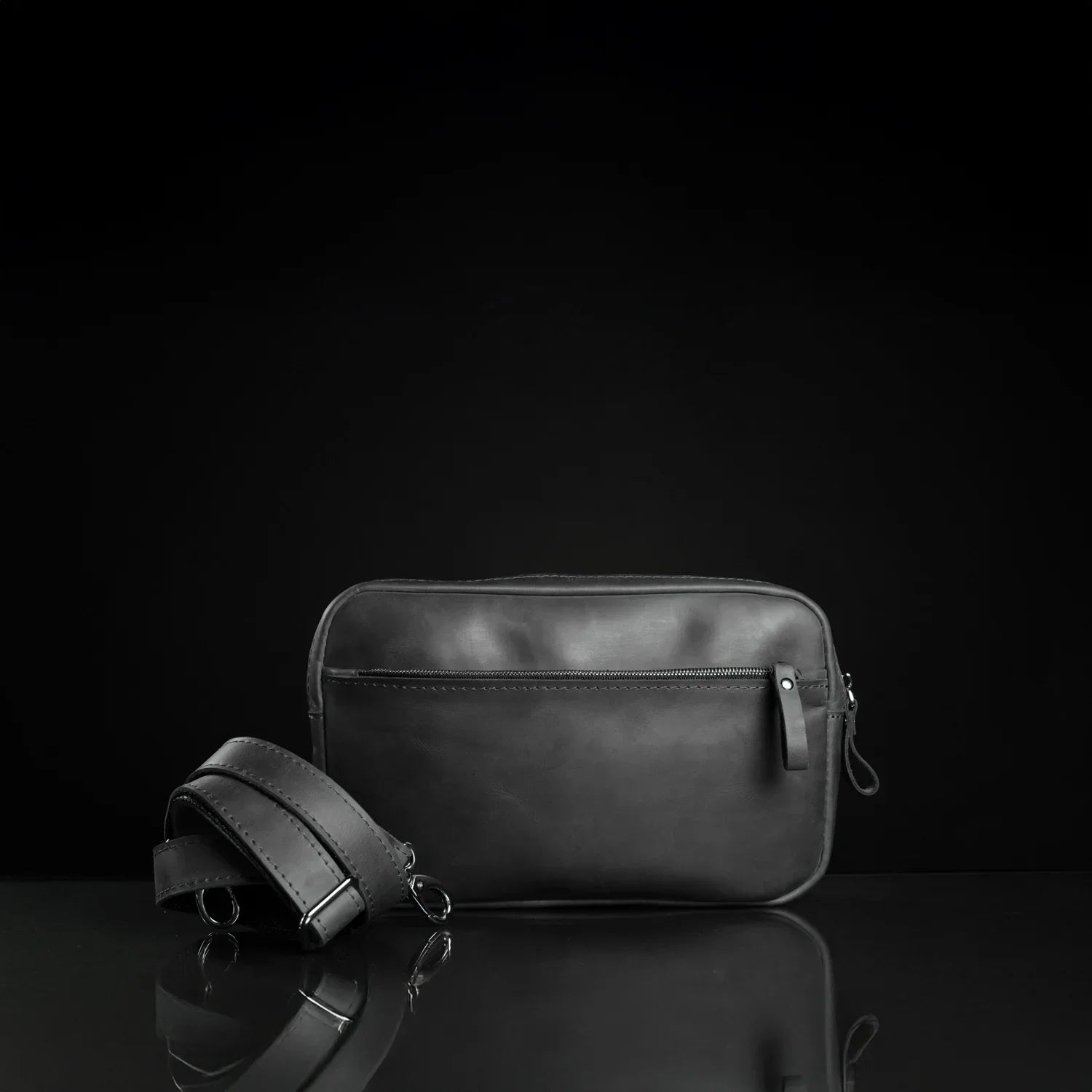 Zippered Leather Crossbody Bag for Men and Women | Orson