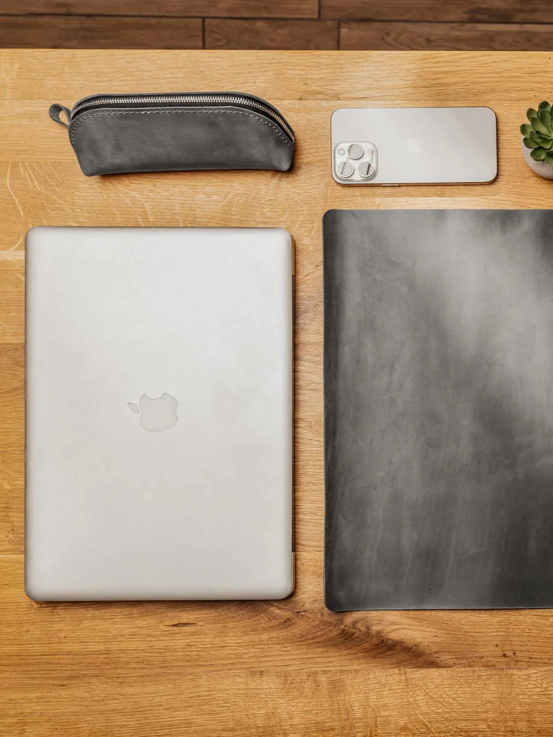 Crazy Horse Leather Desk Pad – Rustic Desk Mat for Office or Home