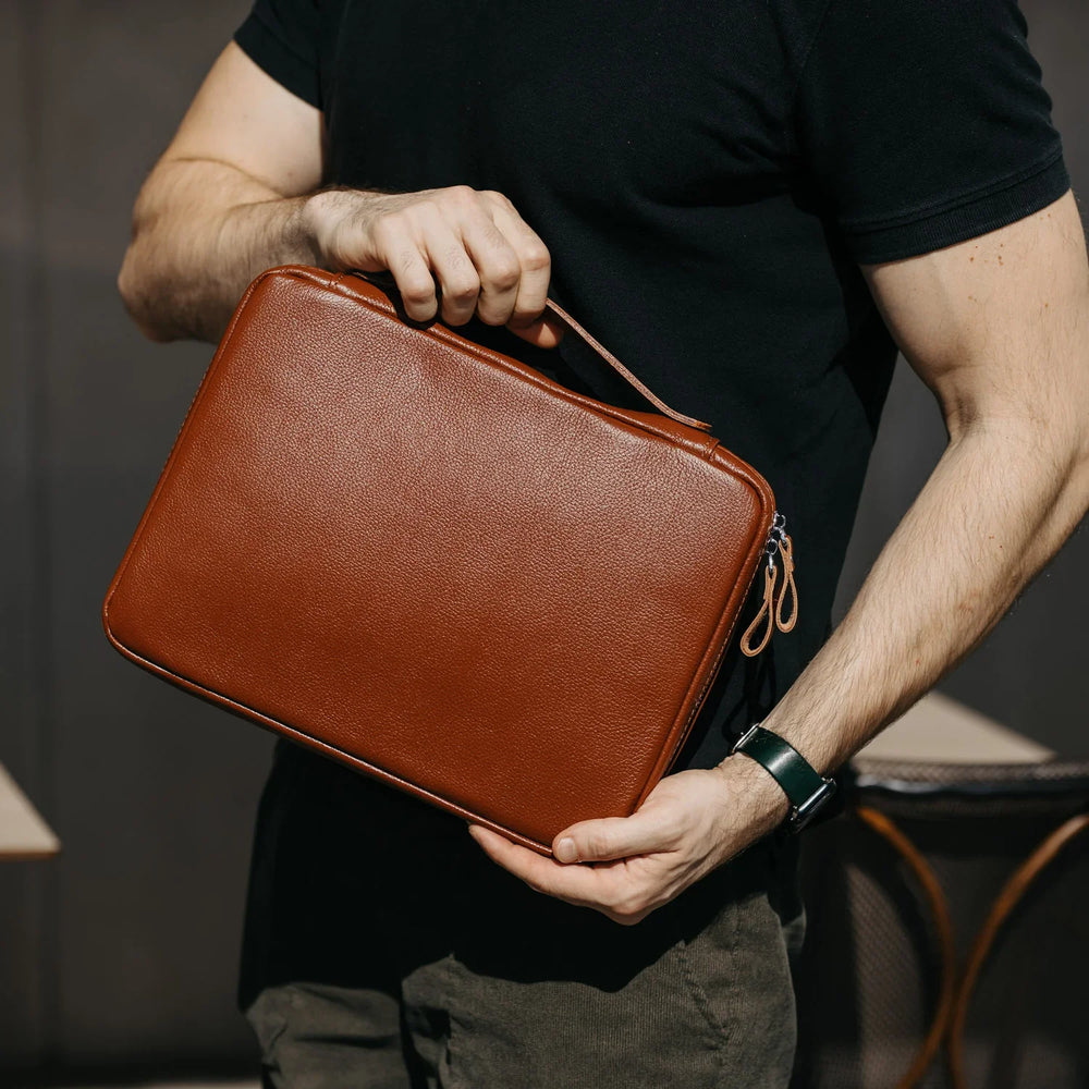 Grainy Leather Tech Organizer A4 Folio