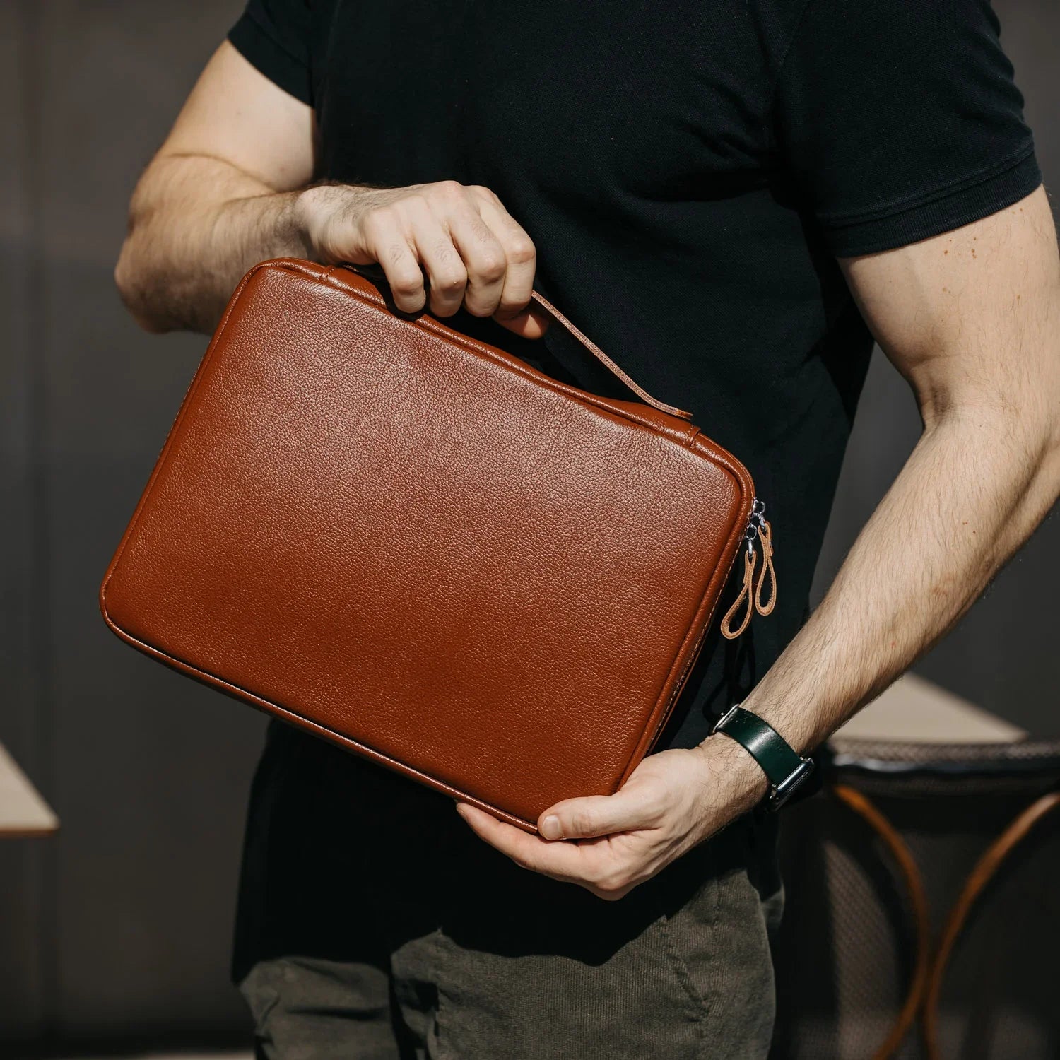 Grainy Leather Tech Organizer A4 Folio