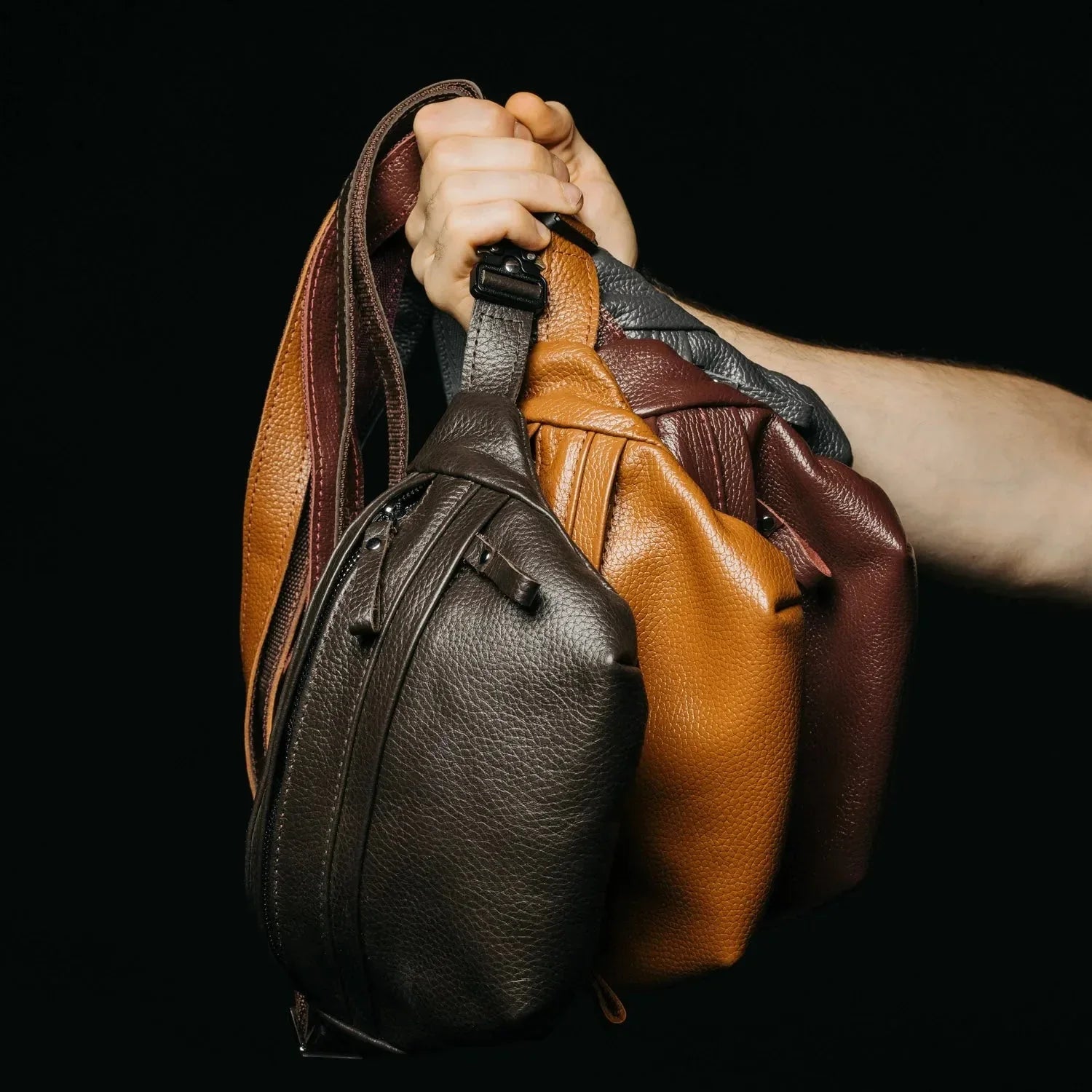Grainy Leather Waist Bag with Zipper | B-Bag