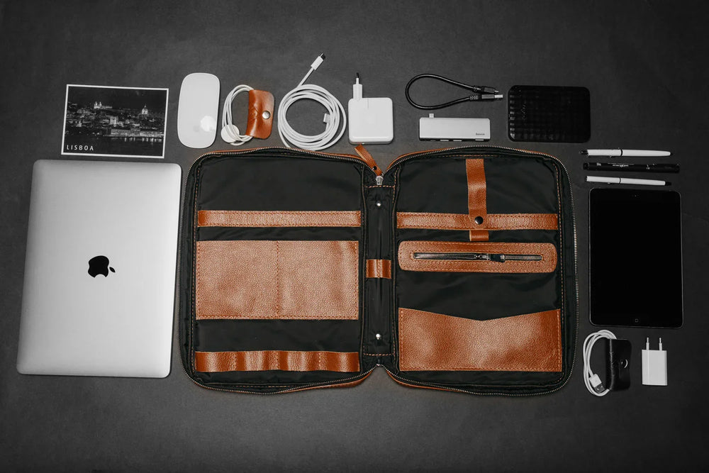 Grainy Leather Tech Organizer A4 Folio
