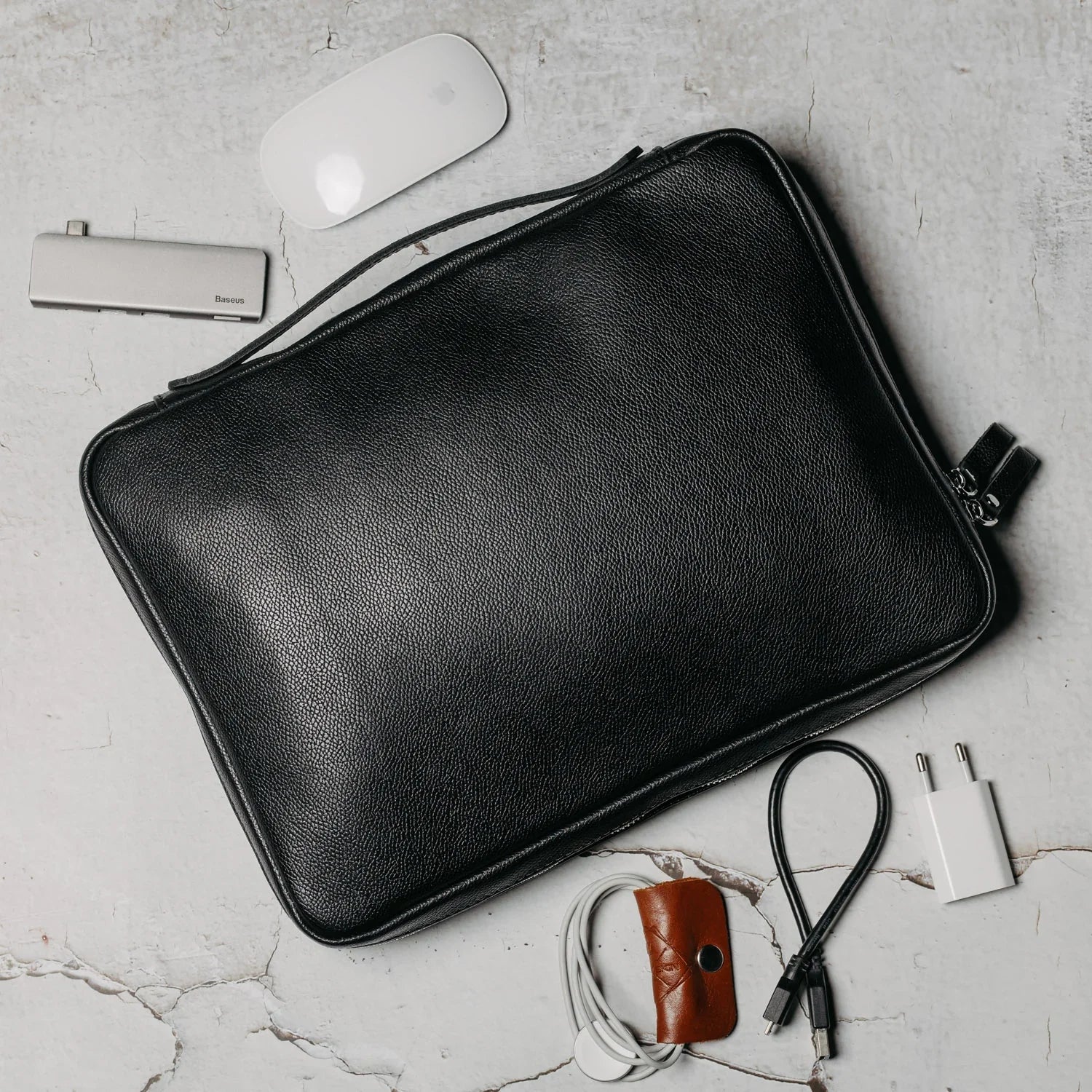 Grainy Leather Tech Organizer A4 Folio