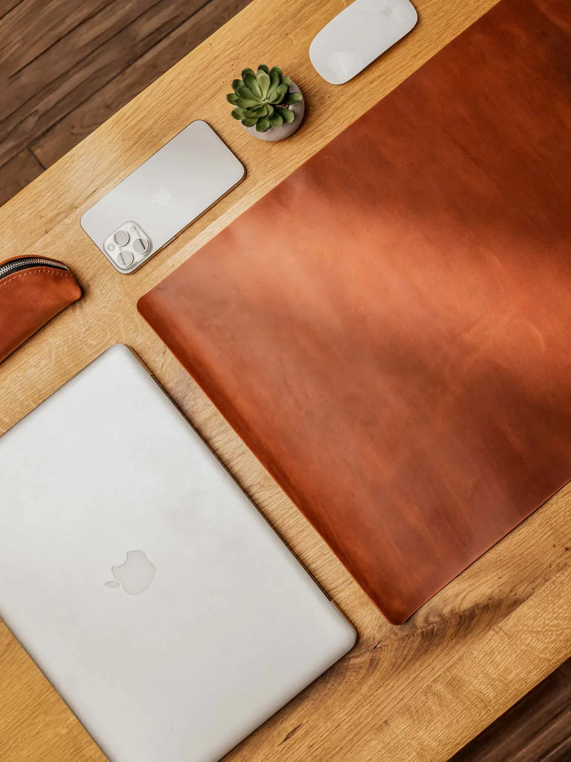 Crazy Horse Leather Desk Pad – Rustic Desk Mat for Office or Home