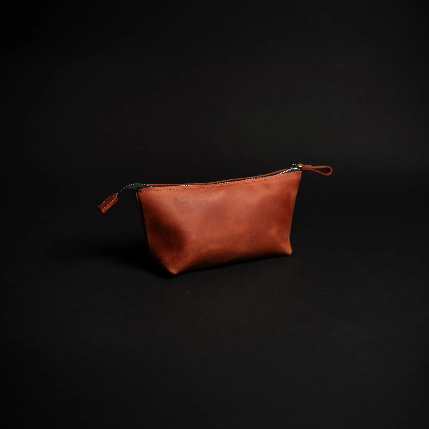 Leather Cosmetic Travel Bag – Matte Waxed Finish | Allure