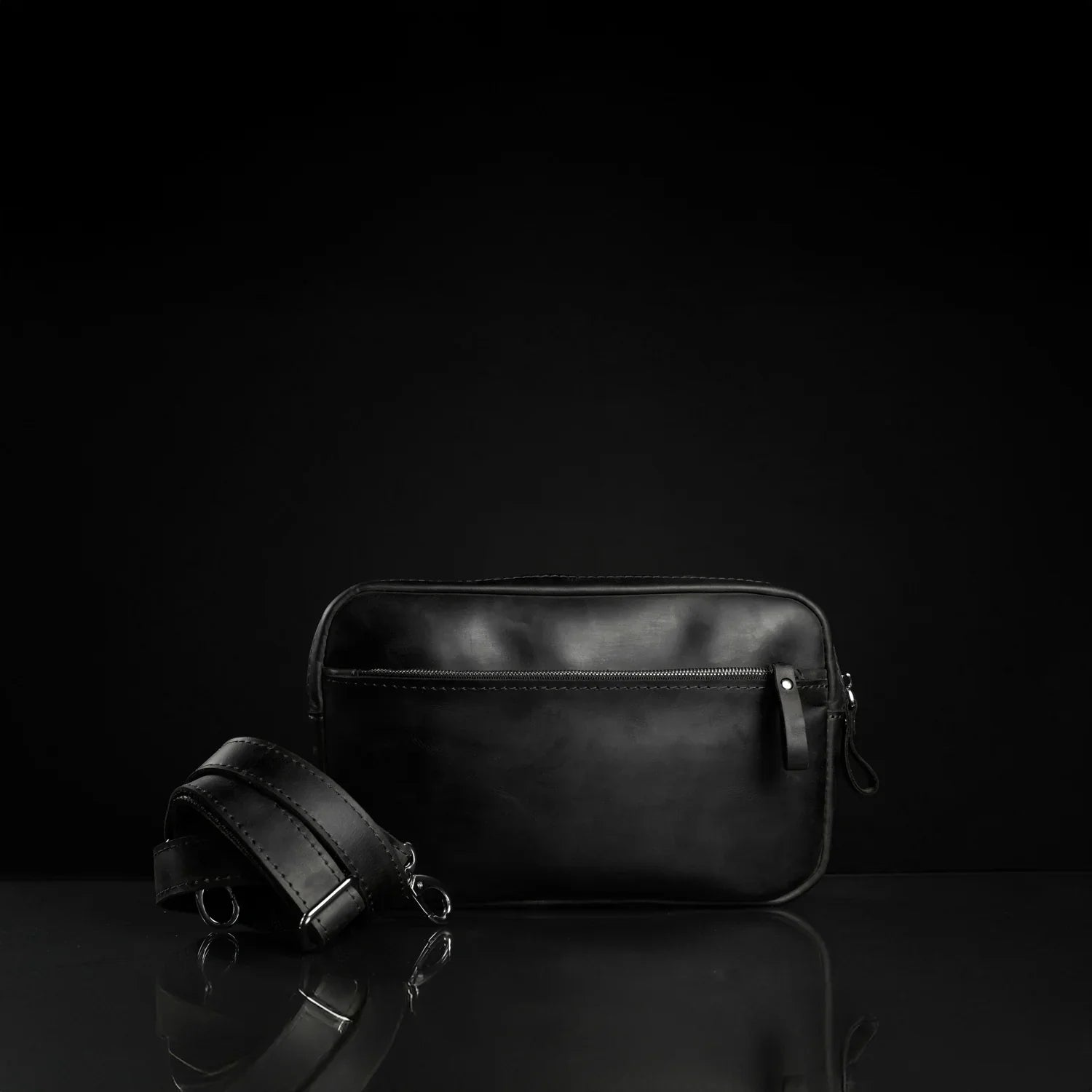 Zippered Leather Crossbody Bag for Men and Women | Orson