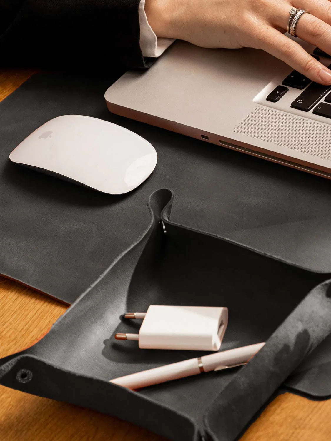 Crazy Horse Leather Desk Pad – Rustic Desk Mat for Office or Home