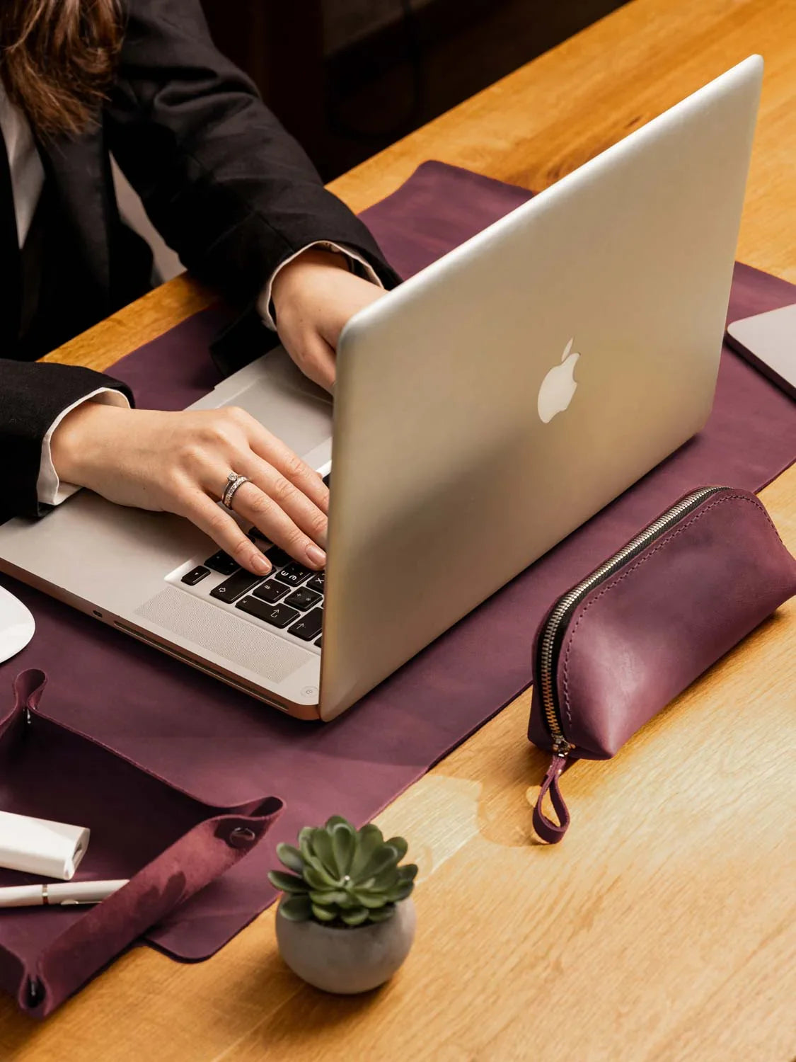 Crazy Horse Leather Desk Pad – Rustic Desk Mat for Office or Home