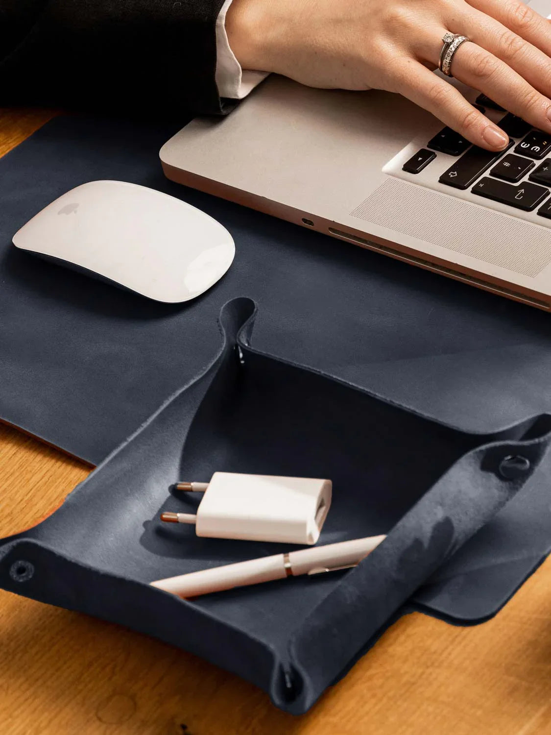 Crazy Horse Leather Desk Pad – Rustic Desk Mat for Office or Home