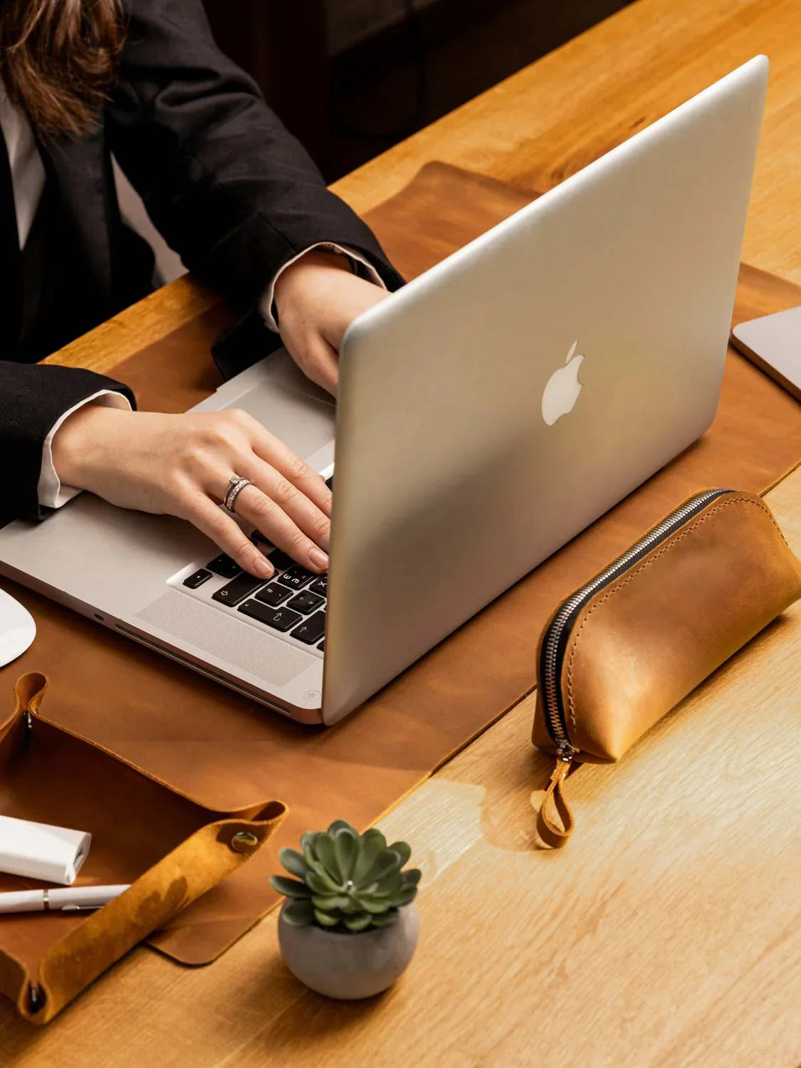 Crazy Horse Leather Desk Pad – Rustic Desk Mat for Office or Home