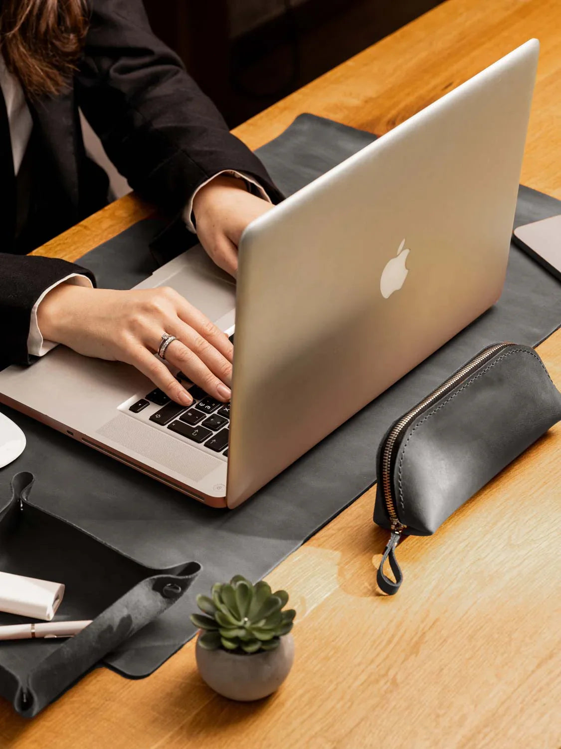 Crazy Horse Leather Desk Pad – Rustic Desk Mat for Office or Home