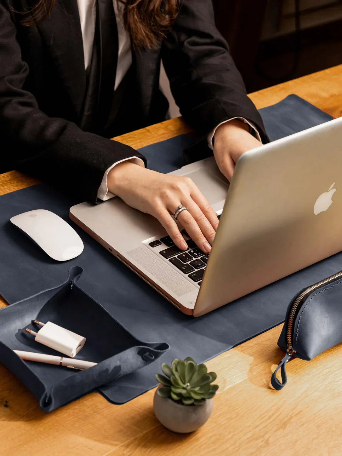 Crazy Horse Leather Desk Pad – Rustic Desk Mat for Office or Home