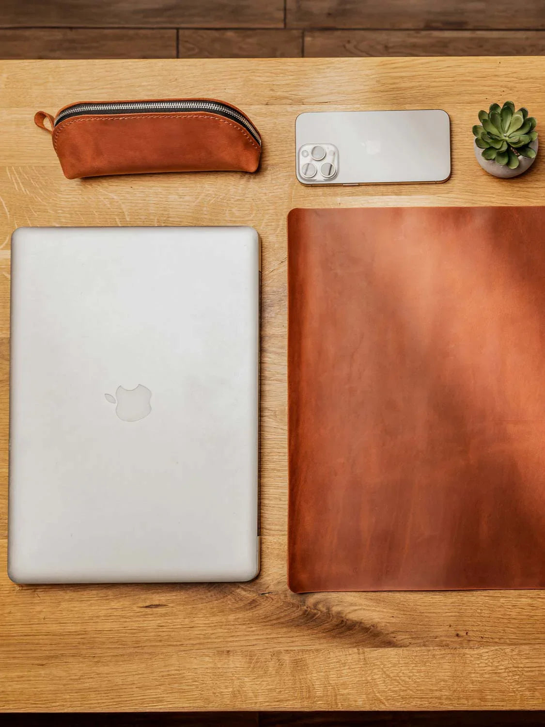 Crazy Horse Leather Desk Pad – Rustic Desk Mat for Office or Home