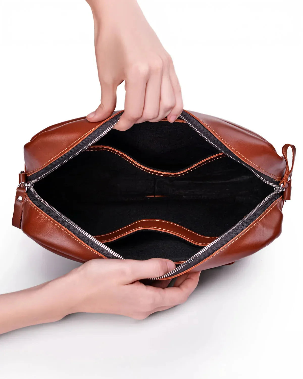 Everyday Leather Messenger with Zip | Squad