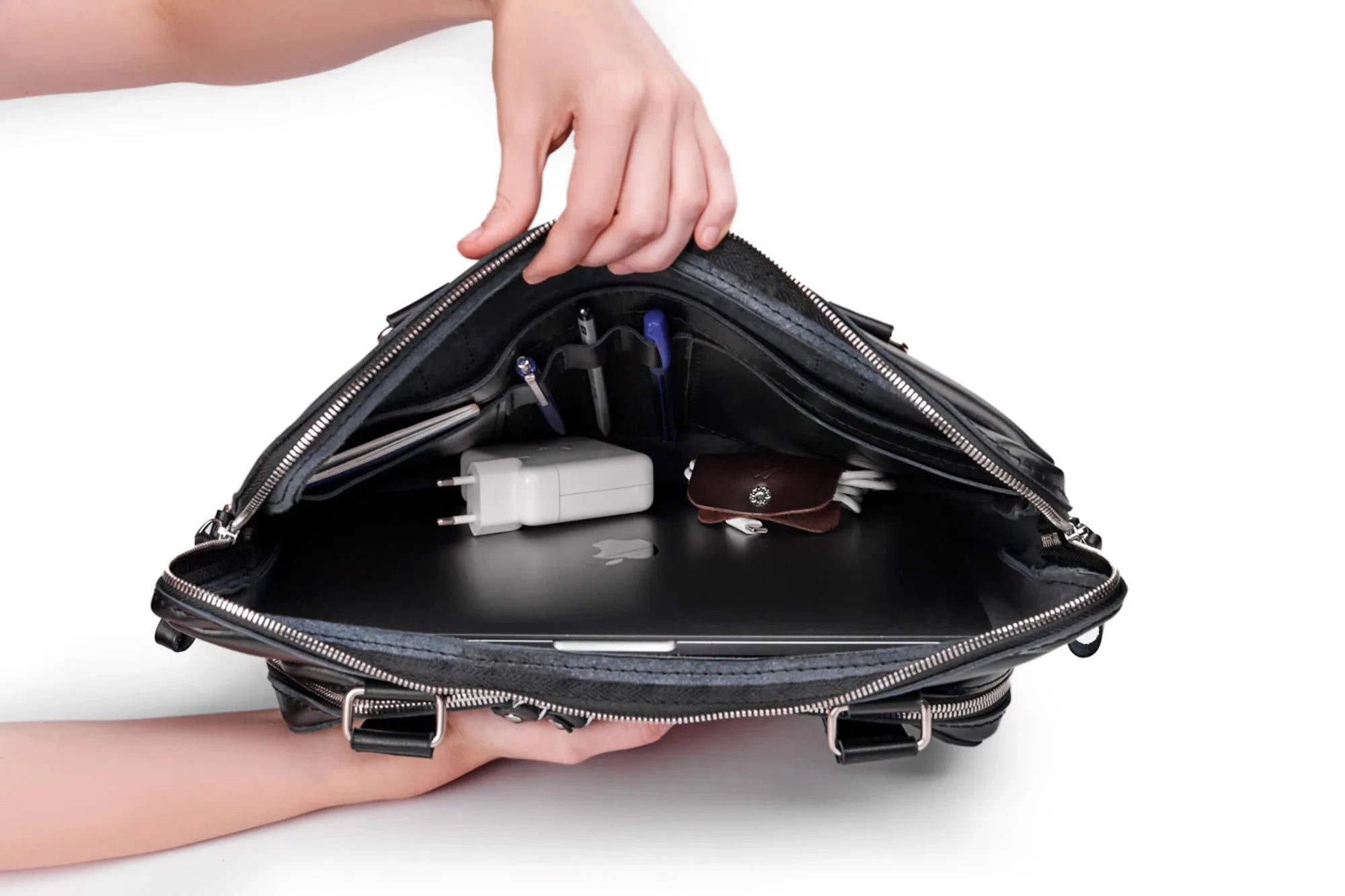 Leather Laptop Briefcase with Organizer | Smooth Black - Wenderfarer