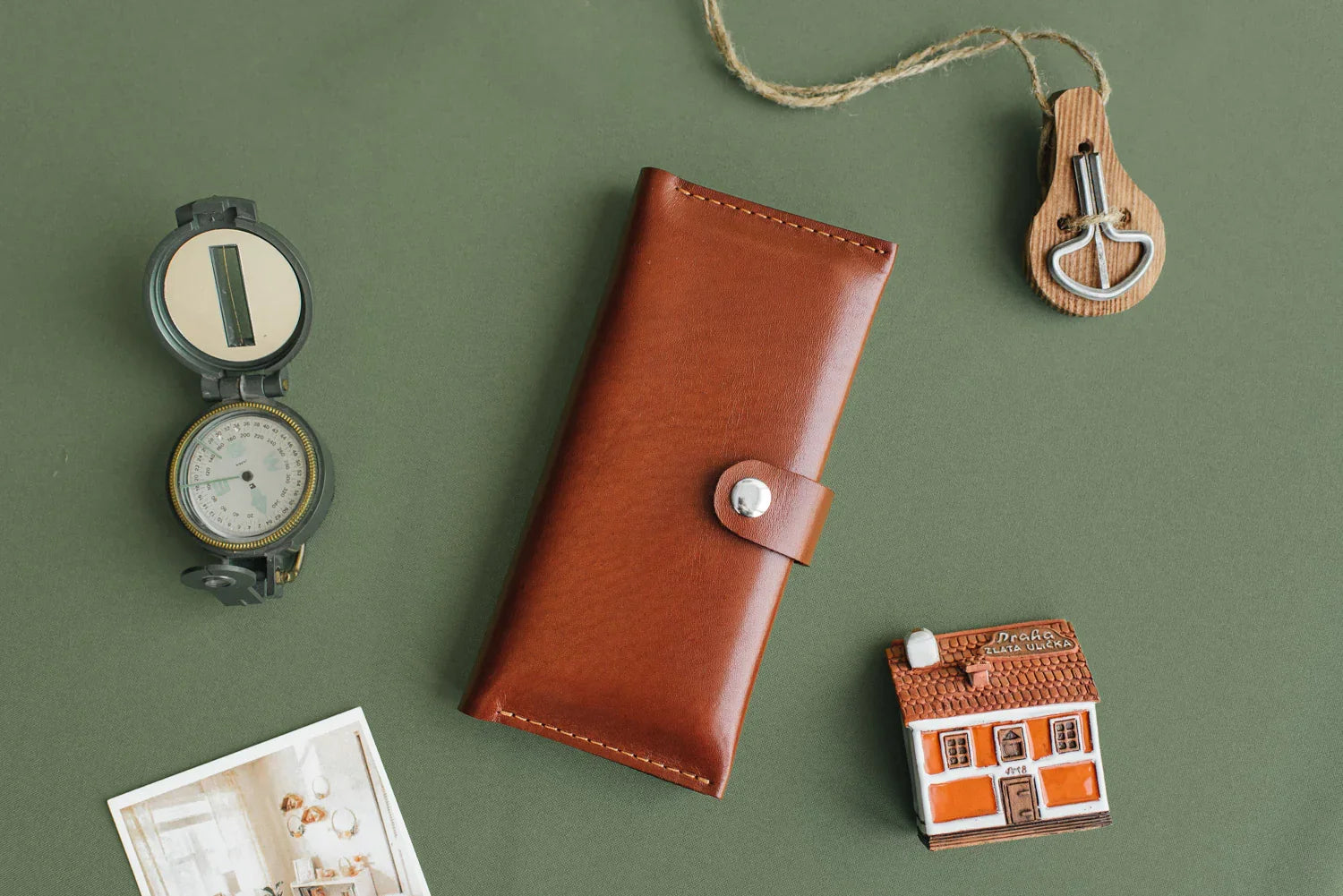 Classic Long Wallet β Smooth Leather & Snap Button